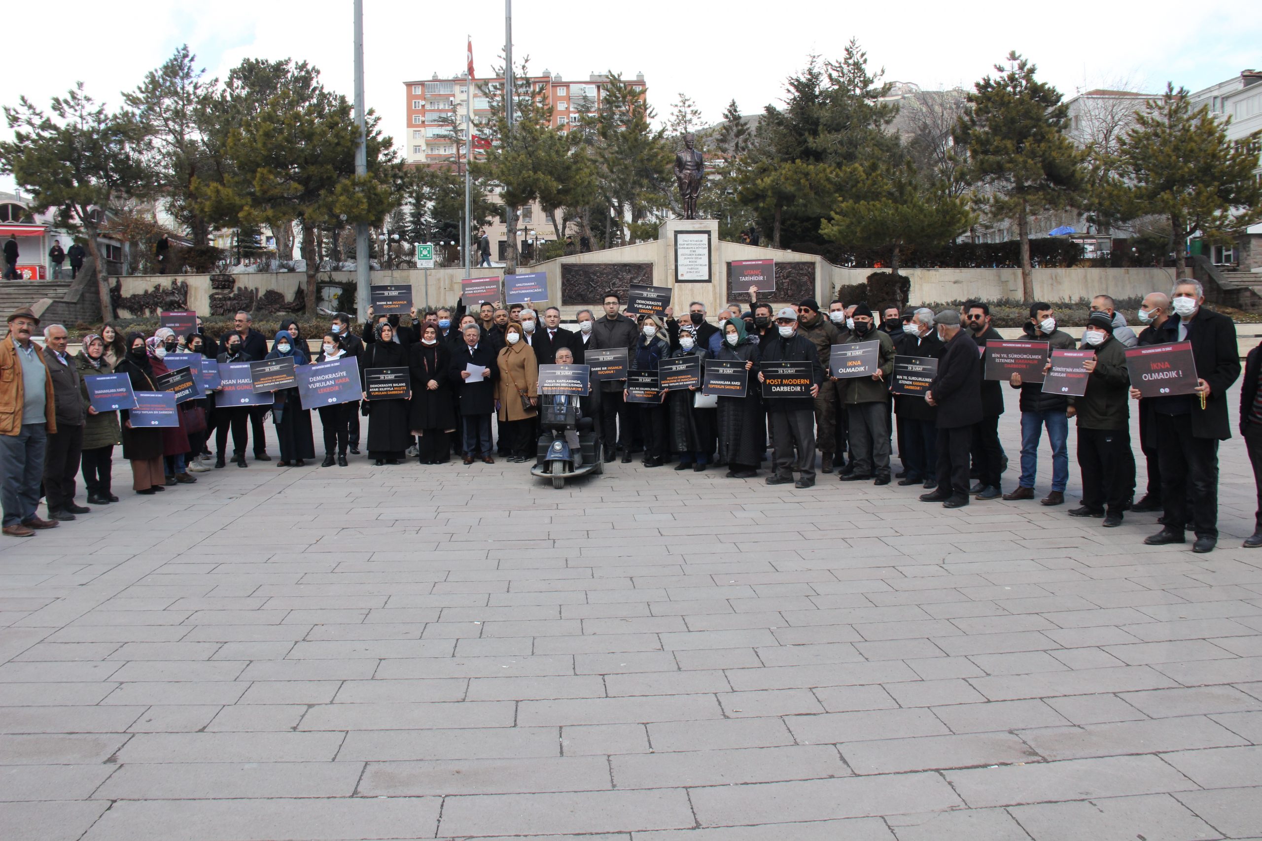 Ak Parti Yozgat İl Başkanı Yusuf Başer, “Post-modern” darbe olarak