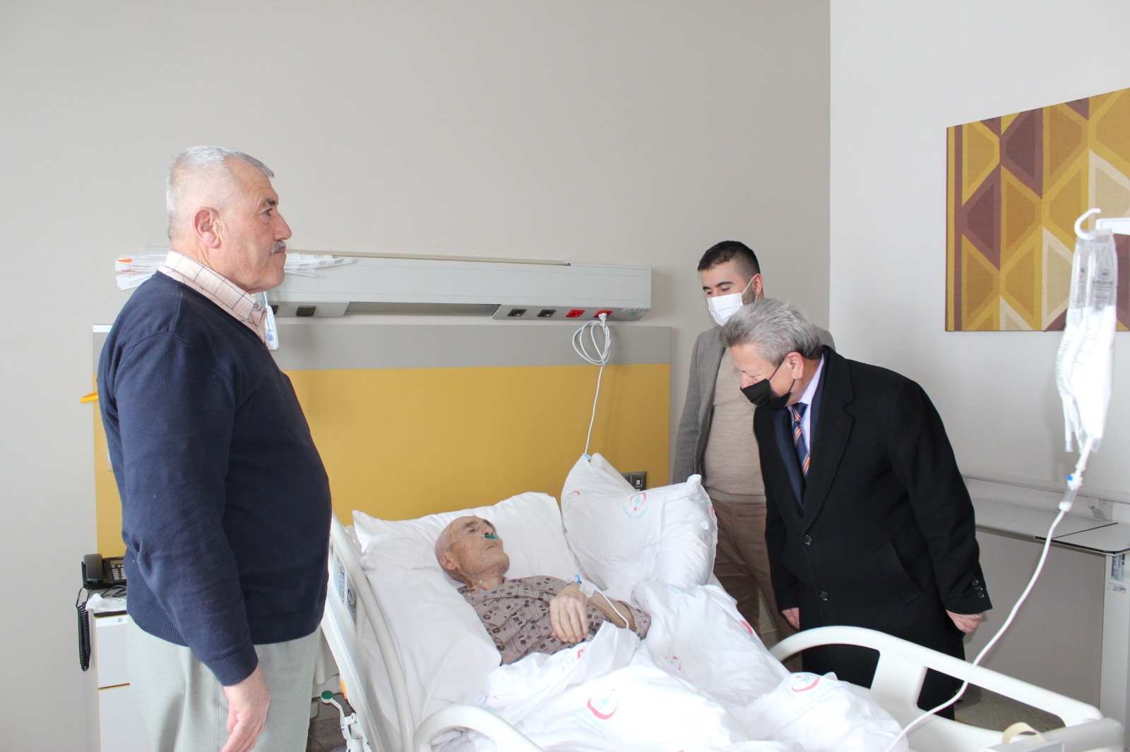 AK Parti Yozgat İl Başkanı Yusuf Başer, beraberinde İl Başkan