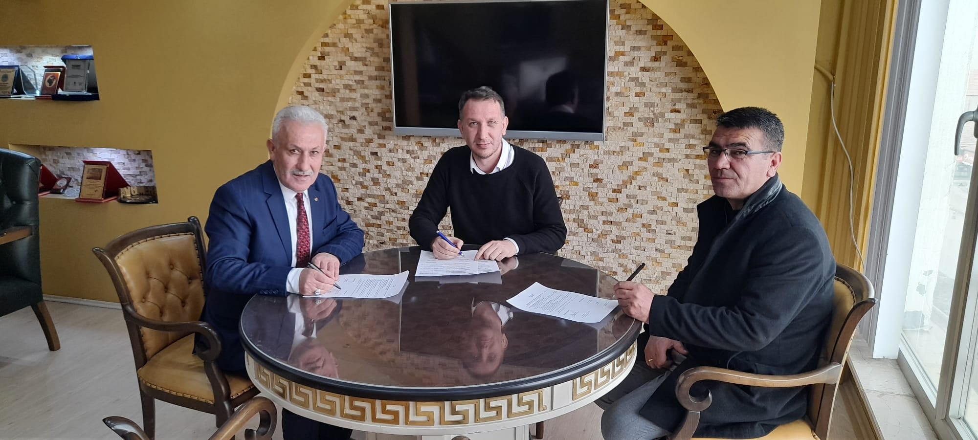 Hizmet İş Sendikası Yozgat Şube Başkanlığı ile Sarıkaya Belediyesinde çalışan