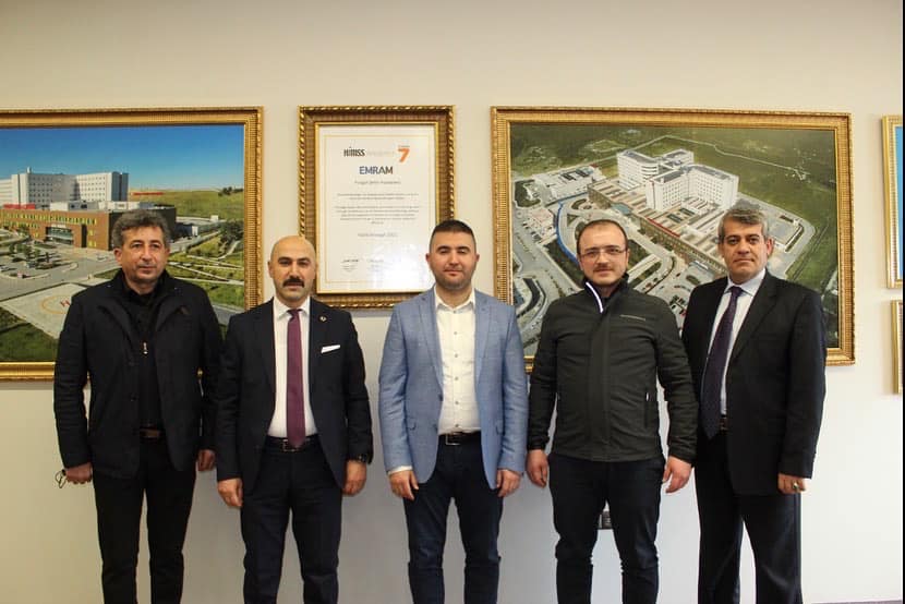 Anadolu Sağlık-Sen Genel Başkanı Necip Taşkın, beraberinde Genel Başkan Yardımcısı