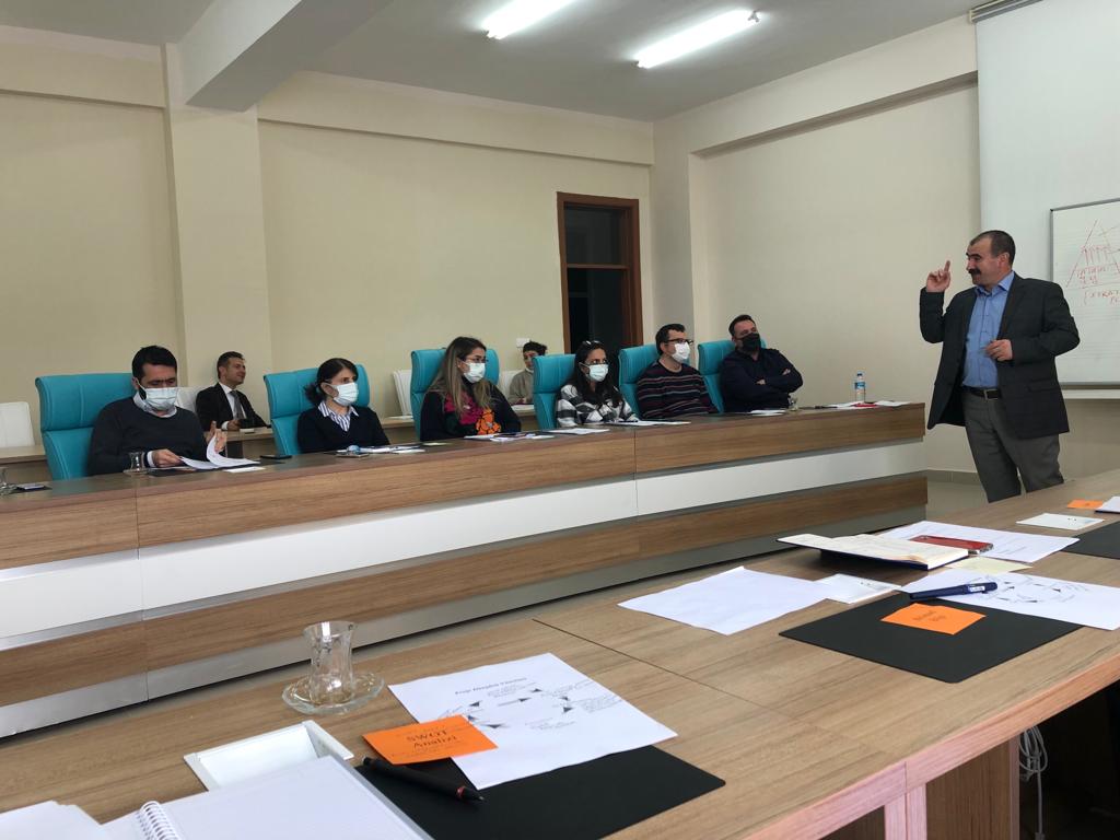 Yozgat Bozok Üniversitesi Eğitim Fakültesi tarafından “Mesleki Gelişim Seminerleri” düzenlendi.