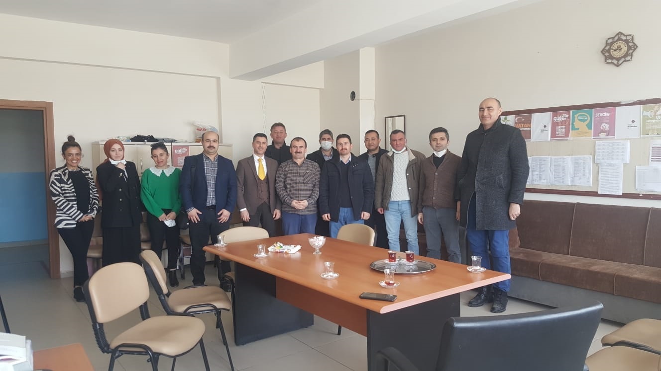 Yozgat Bozok Üniversitesi akademisyenleri, tarafından “Köyde okuma etkinlikleri Divanlı köyü