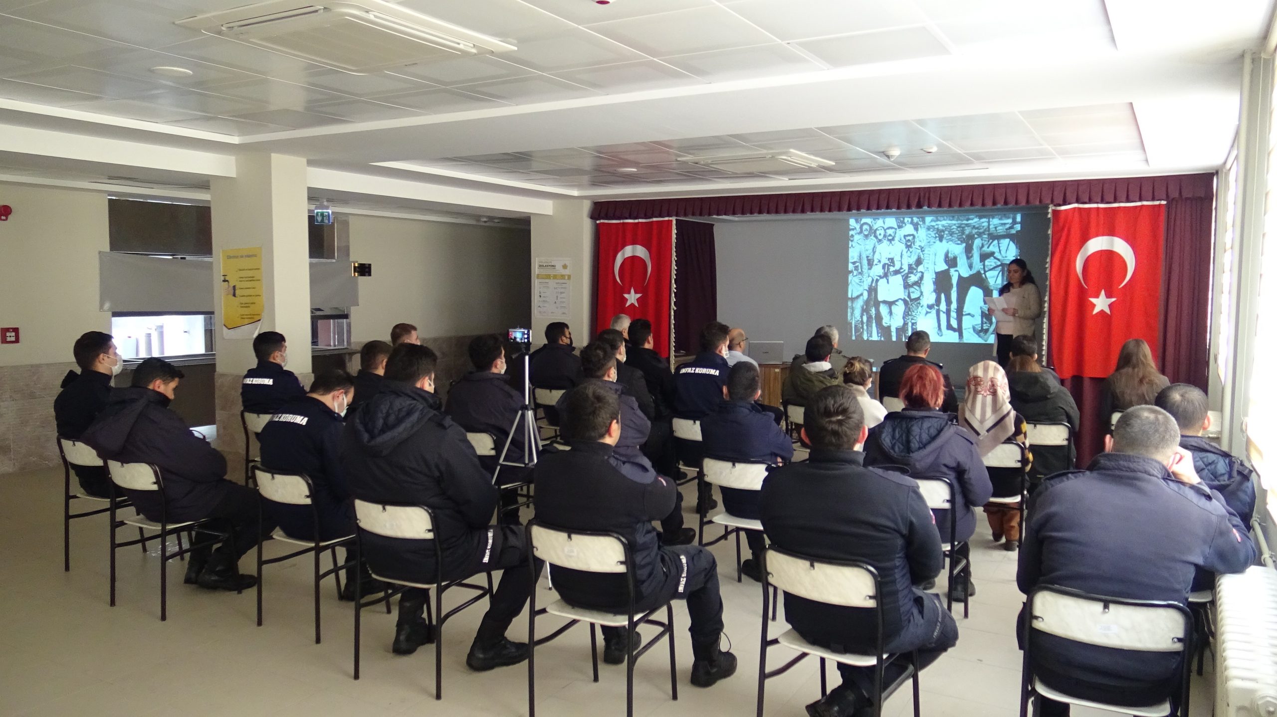 Akdağmadeni Açık Ceza İnfaz Kurumu tarafından kurum idarecileri ve personeline