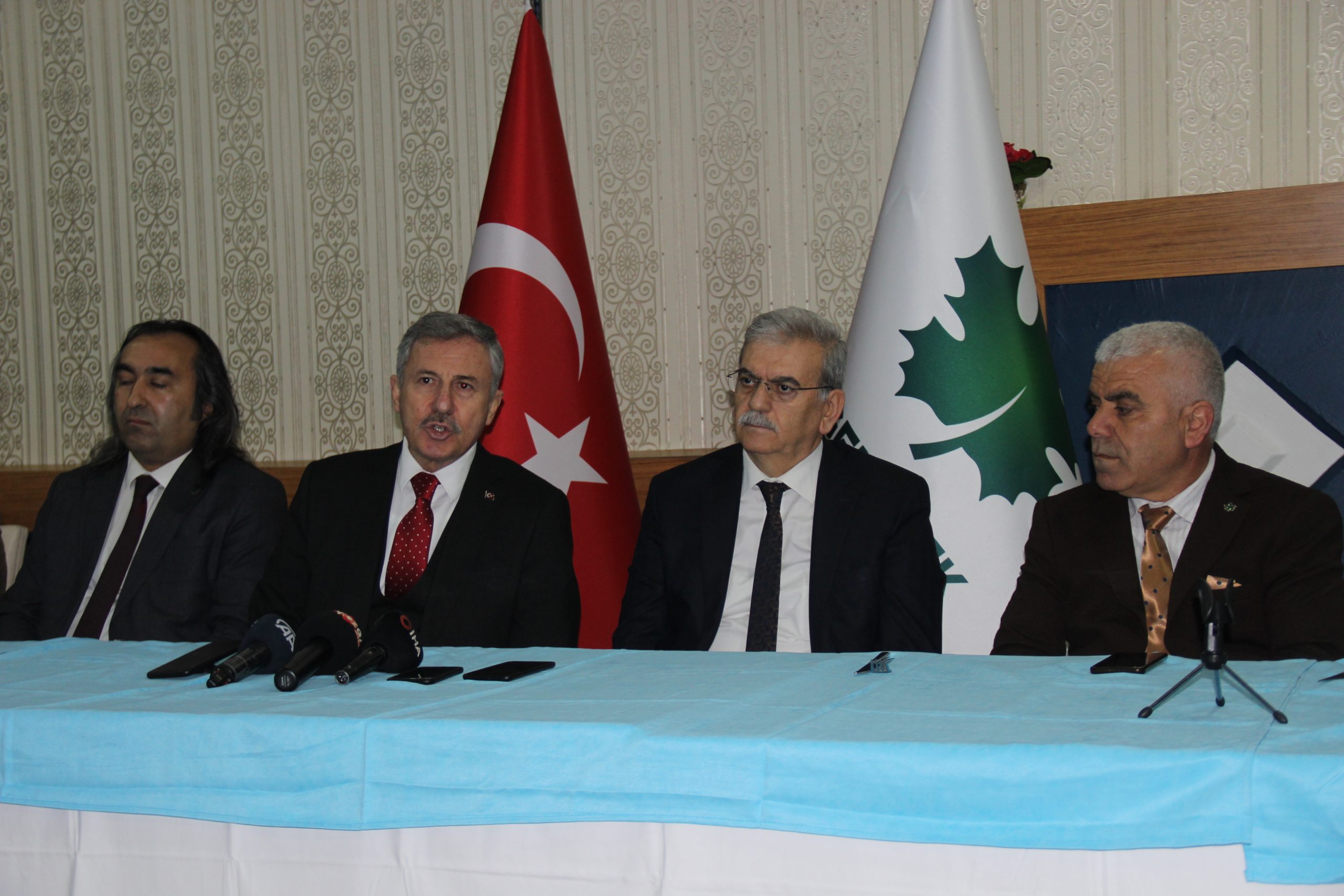 Gelecek Partisi Genel Başkan Yardımcısı Selçuk Özdağ, Türkiye’nin güçlü bir