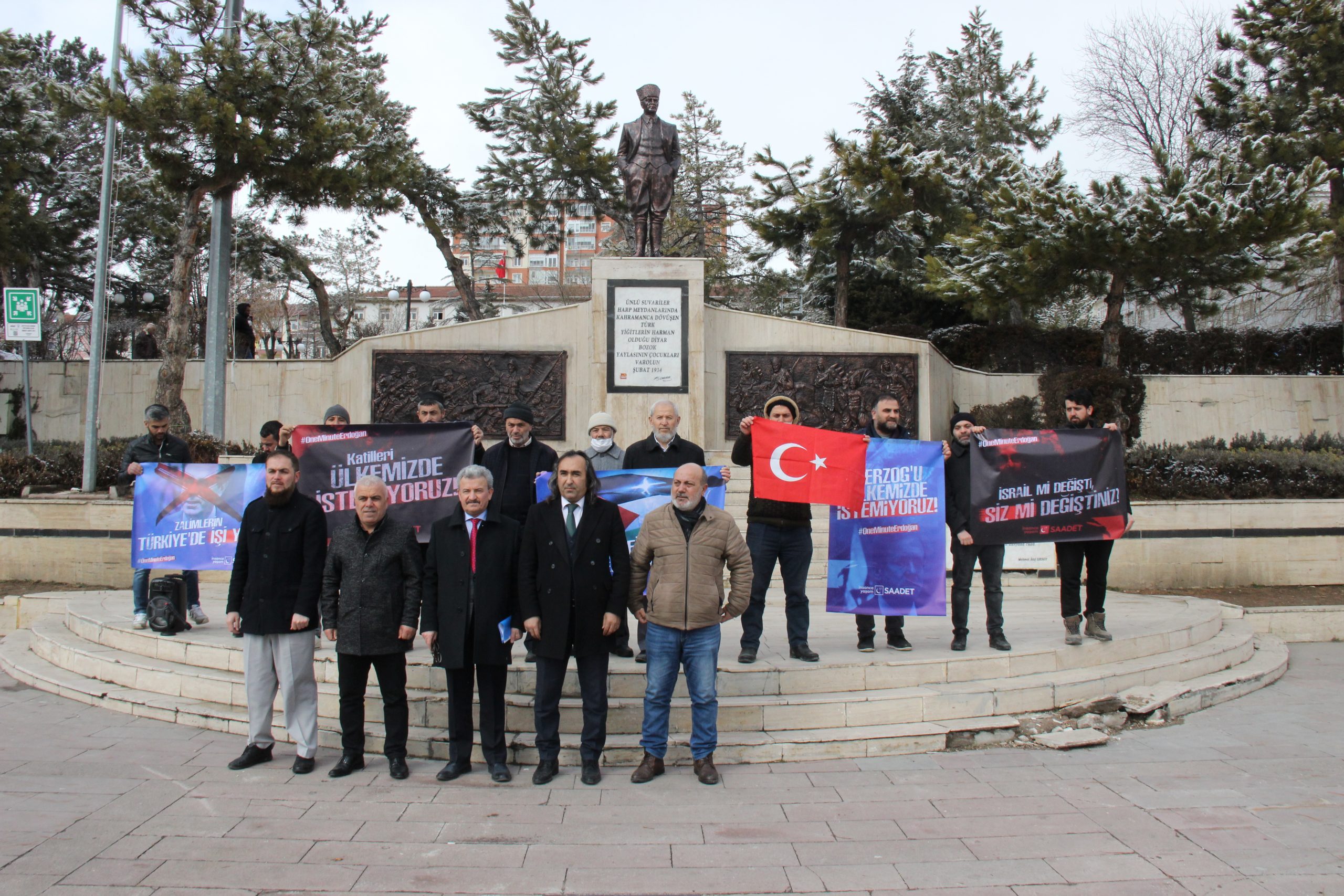 Saadet Partisi tarafından eş zamanlı olarak 81 ilde İsrail'in Cumhurbaşkanı