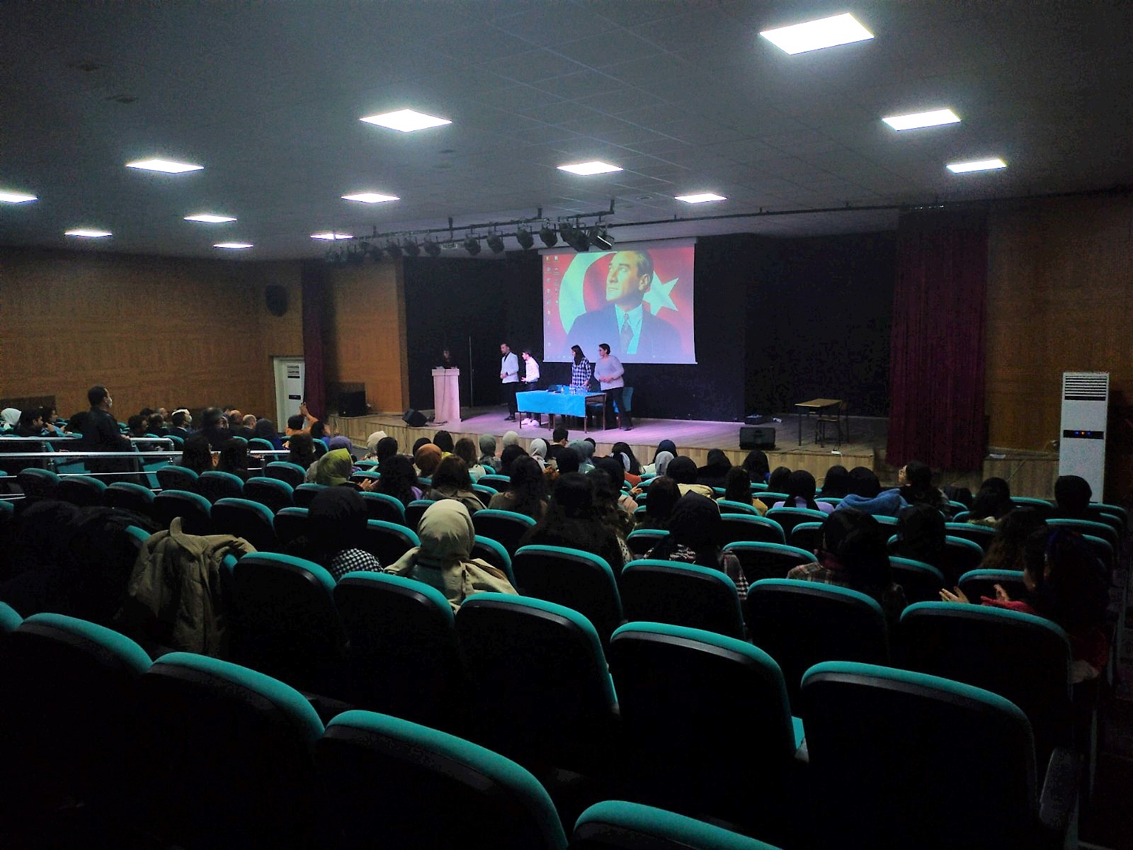 Yozgat Meslek Yüksekokulu Radyo ve Televizyon Programcılığı Öğr. Gör. Batuhan