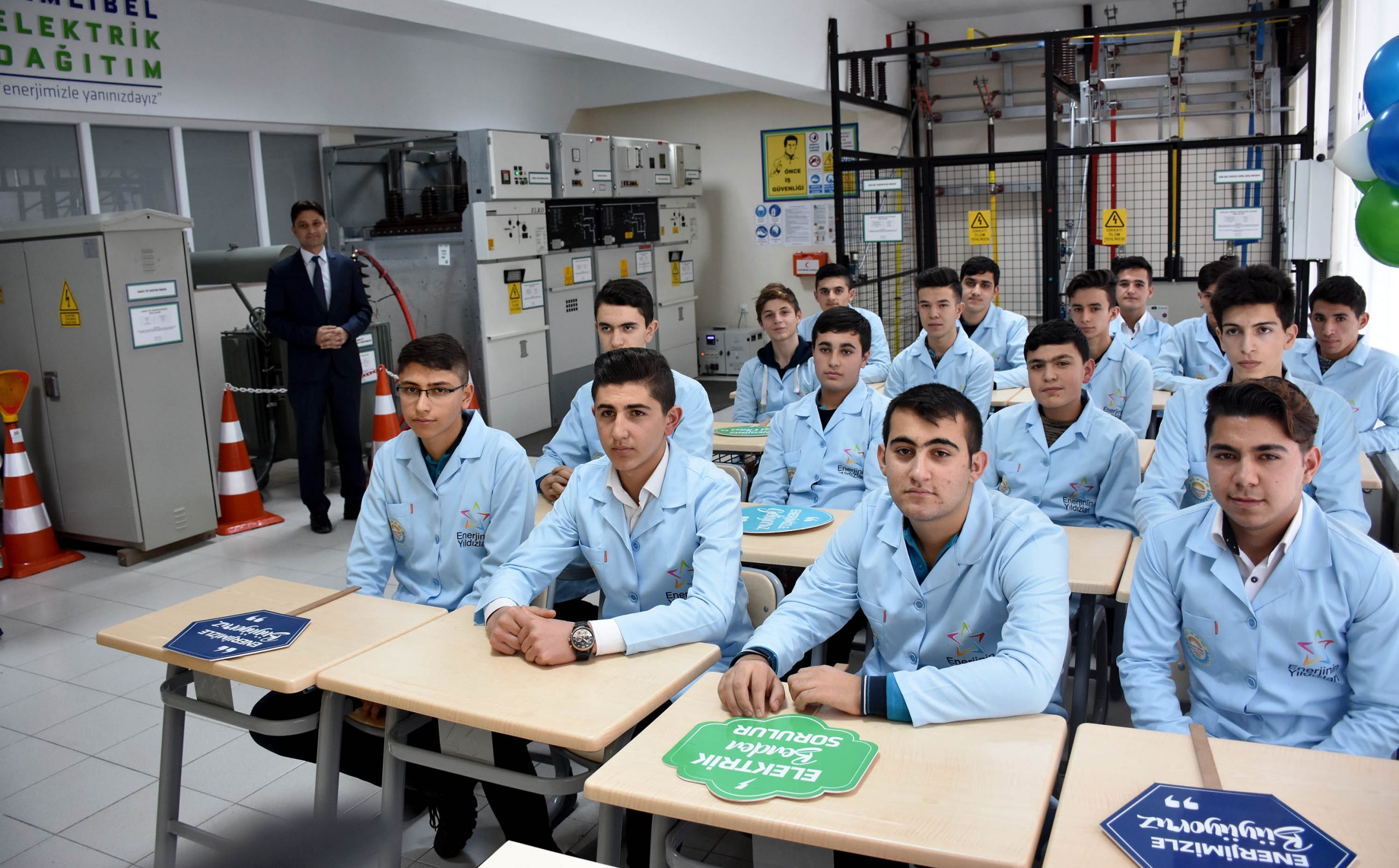 ÇEDAŞ, AEDAŞ ve BEDAŞ’ın, 2018 yılında başlattığı Enerjinin Yıldızları Projesi,