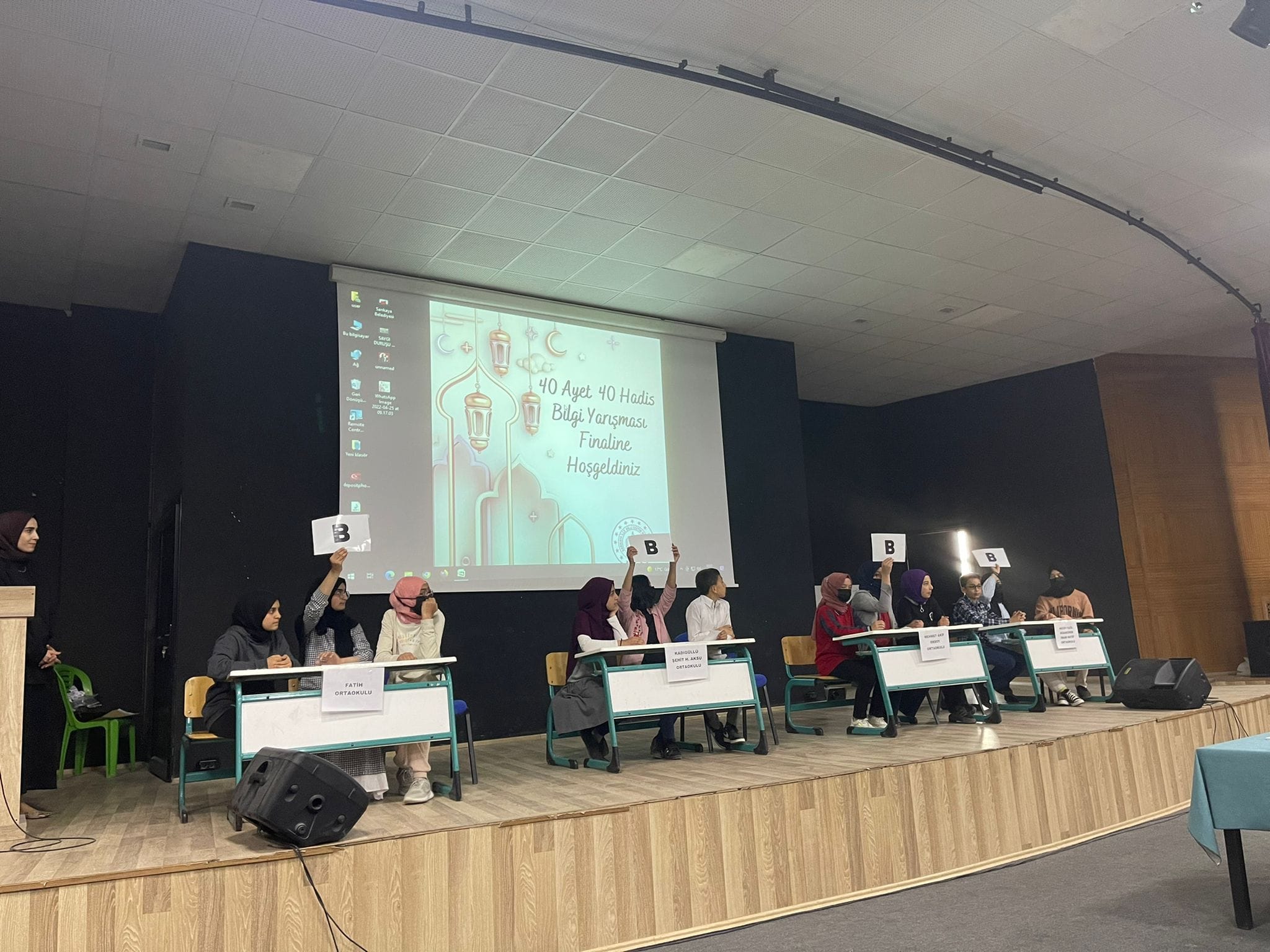 Sarıkaya İlçe Milli Eğitim Müdürlüğü tarafından düzenlenen '40 hadis 40