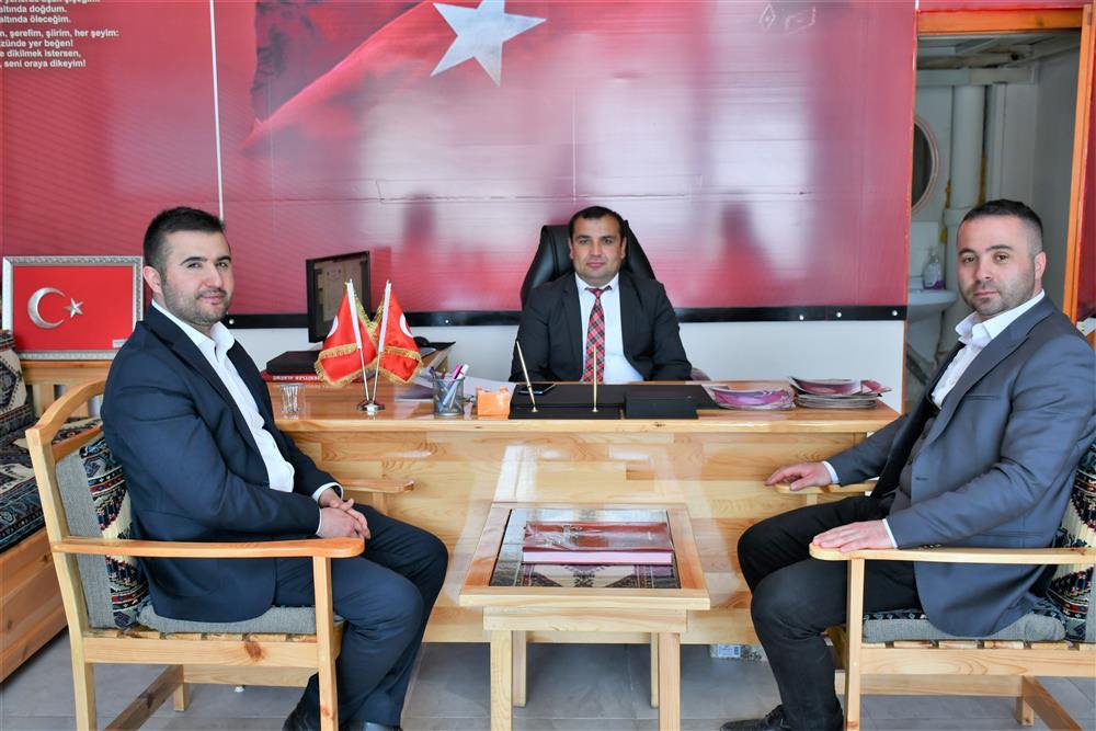 Yozgat Şehir Hastanesi Başhekimi Uz. Dr. Mustafa Kozan beraberinde İdari