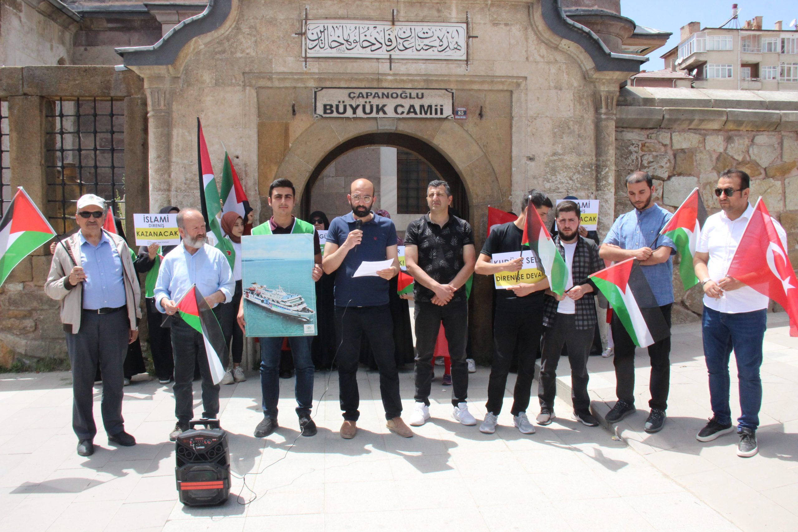 İHH Yozgat Şube Başkanı Muhammed Emin Erbek, Mavi Marmara saldırısının