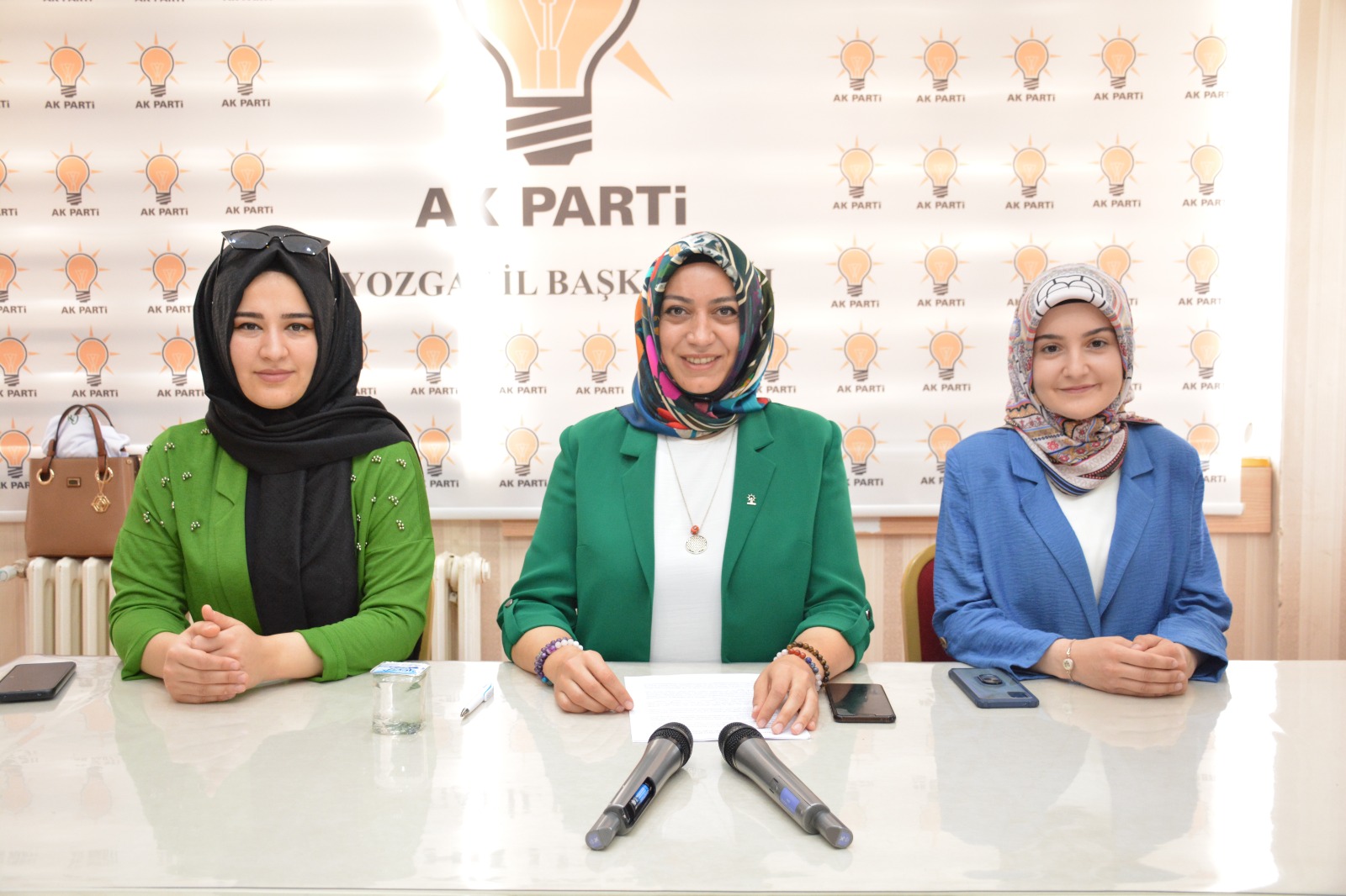 AK Parti İl Çevre Şehir ve Kültür Başkanı Nurdan Taşarsu,