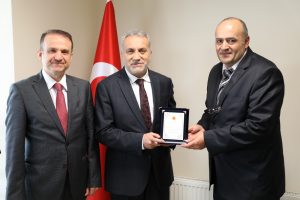 Yozgat Bozok Üniversitesi Lisansüstü Eğitim Enstitüsü Müdürlüğü görevine Tıp Fakültesi