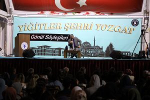 Yozgat Belediyesi tarafından düzenlenen “Aylık Gönül Söyleşileri” programı çerçevesinde Yazar