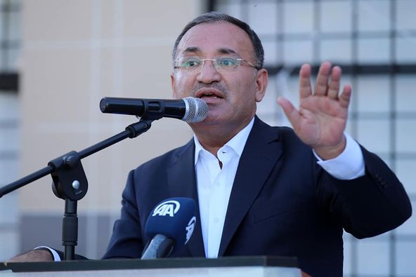 Adalet Bakanı Bekir Bozdağ, “Türkiye’mizin dört bir yanını eserler ile