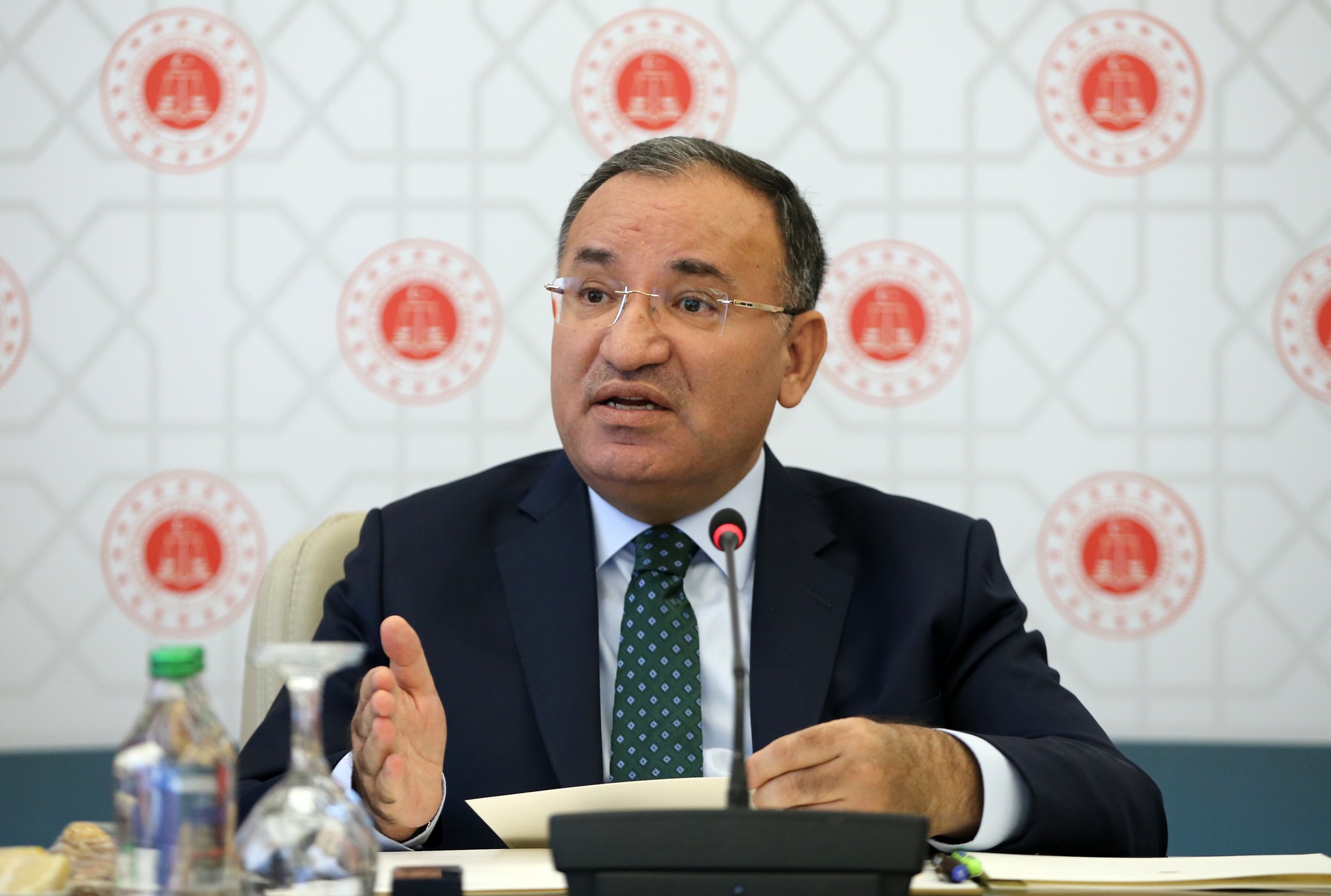 Adalet Bakanı Bekir Bozdağ, “Önümüzdeki dönemde var olan ama uygulaması