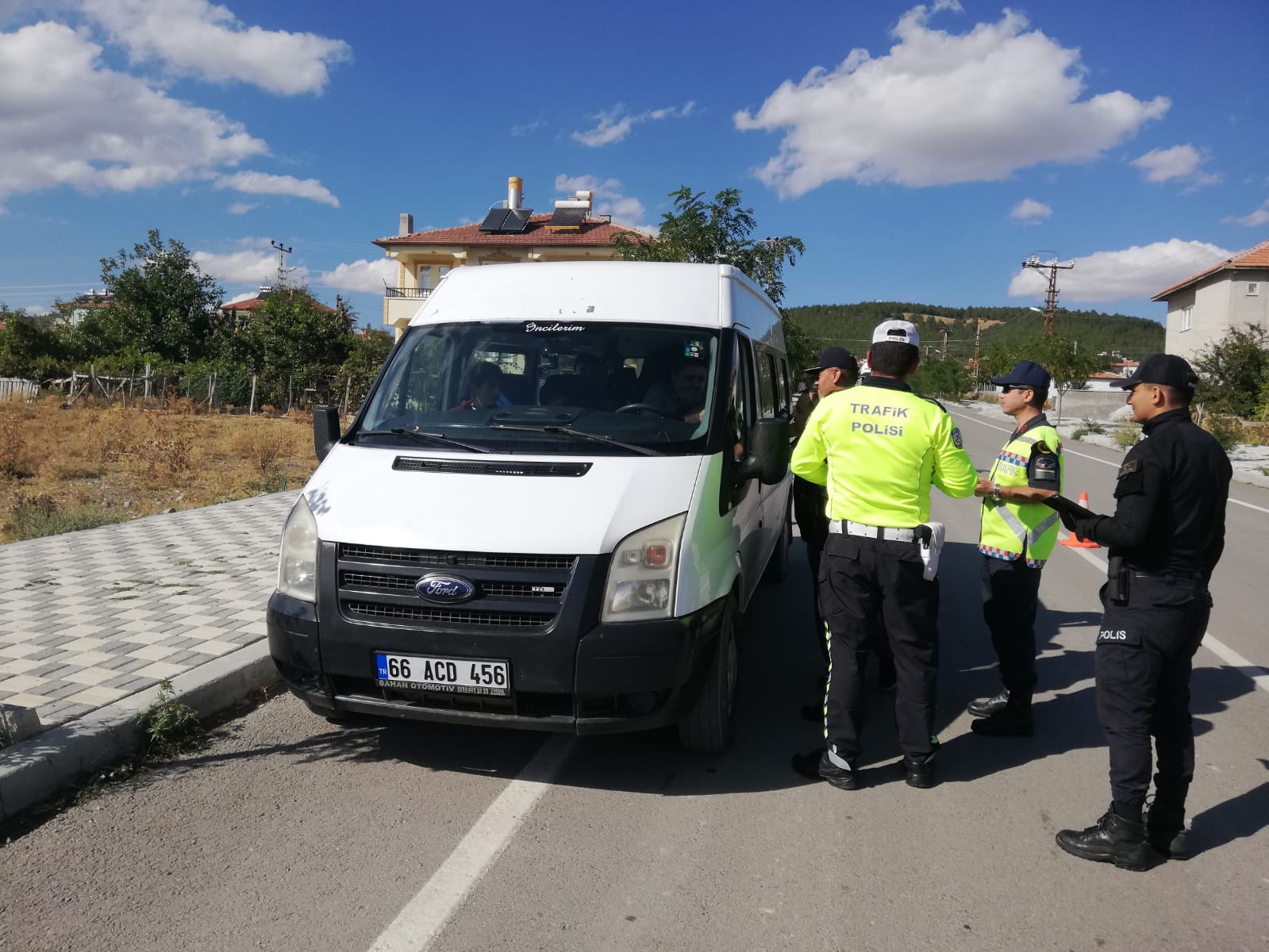 Eğitim öğretim yılının başlamasıyla Çekerek İlçe Jandarma Komutanlığı ve İlçe