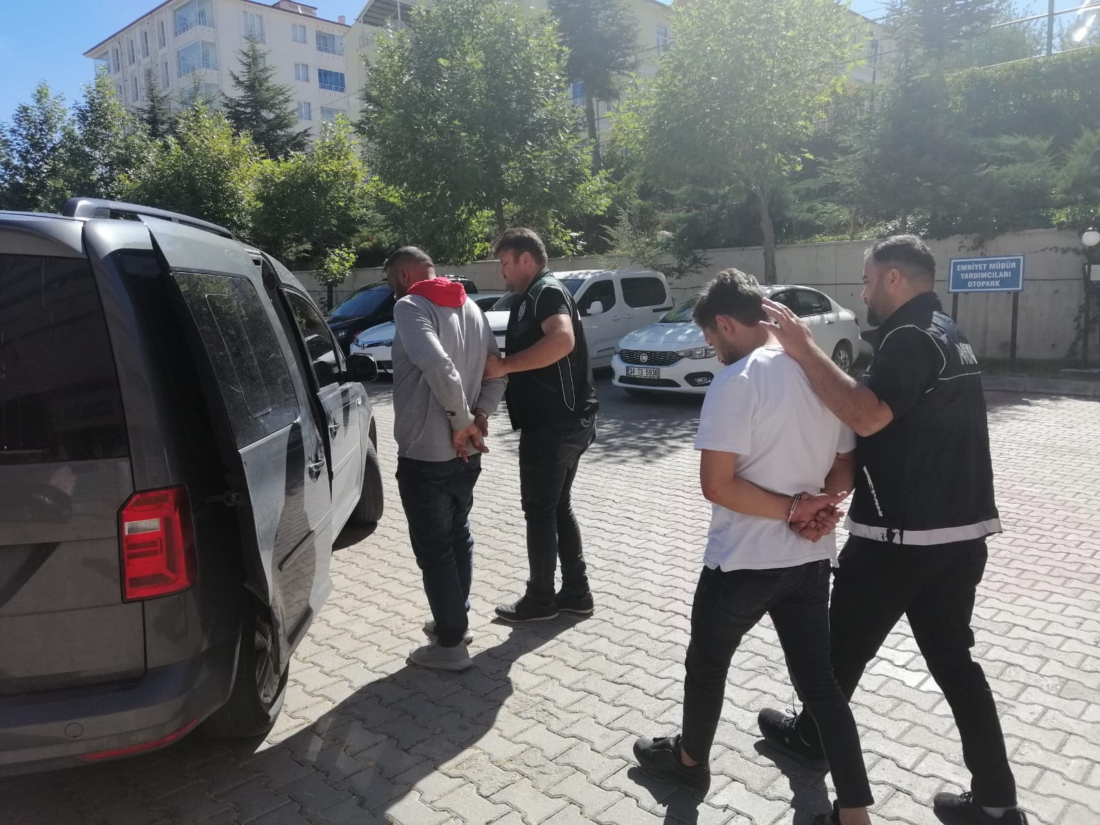 Yozgat İl Emniyet Müdürlüğü Narkotik Suçlarla Mücadele Şube Müdürlüğü ekipleri