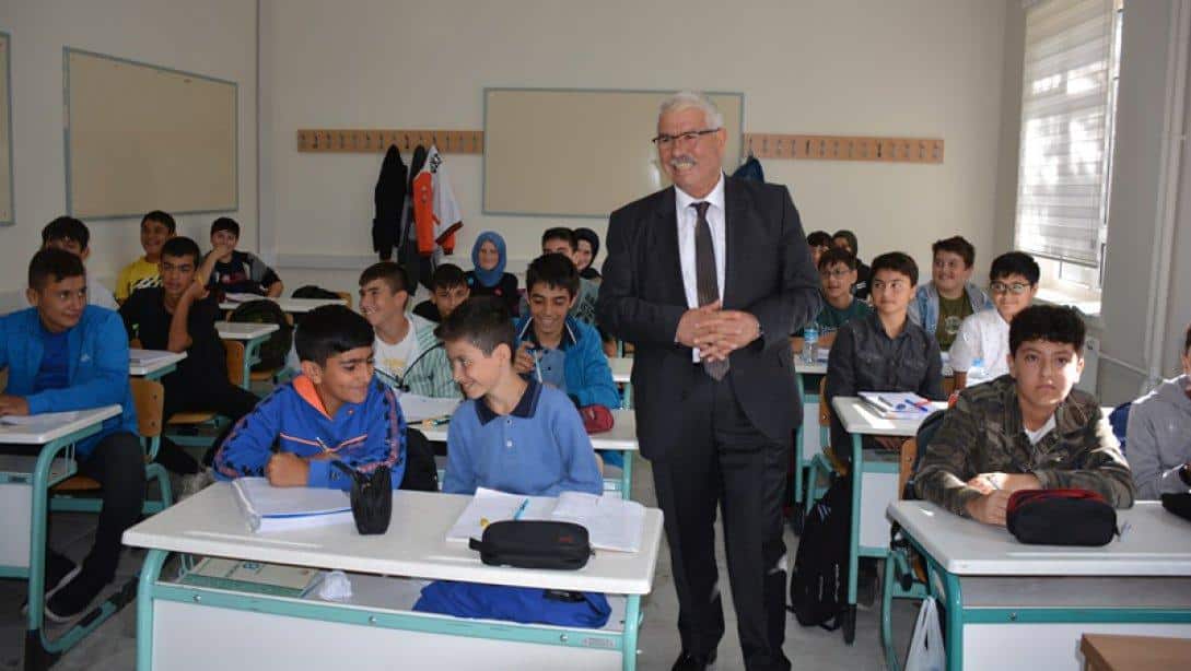 İl Milli Eğitim Müdürü Yusuf Yazıcı Merkez Ortaokulu ve Yozgat