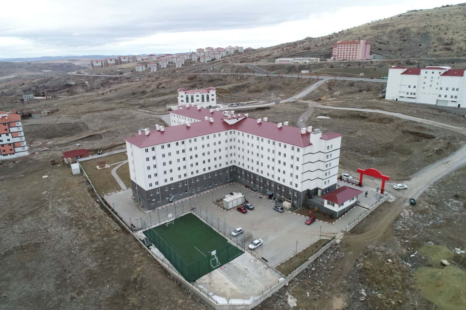 Üniversite sınavları sonucunda Yozgat’ı tercih eden ve Yozgat Gençlik ve