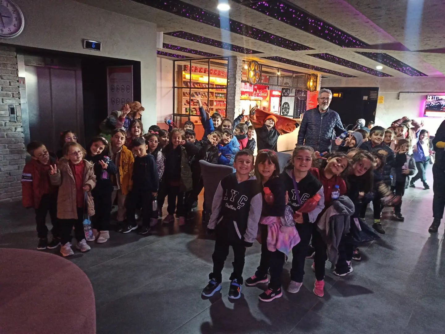 Yozgat eğitim başarı seviyesinin yükseltilmesine önemli katkılar sunan AYÇ/TED Koleji