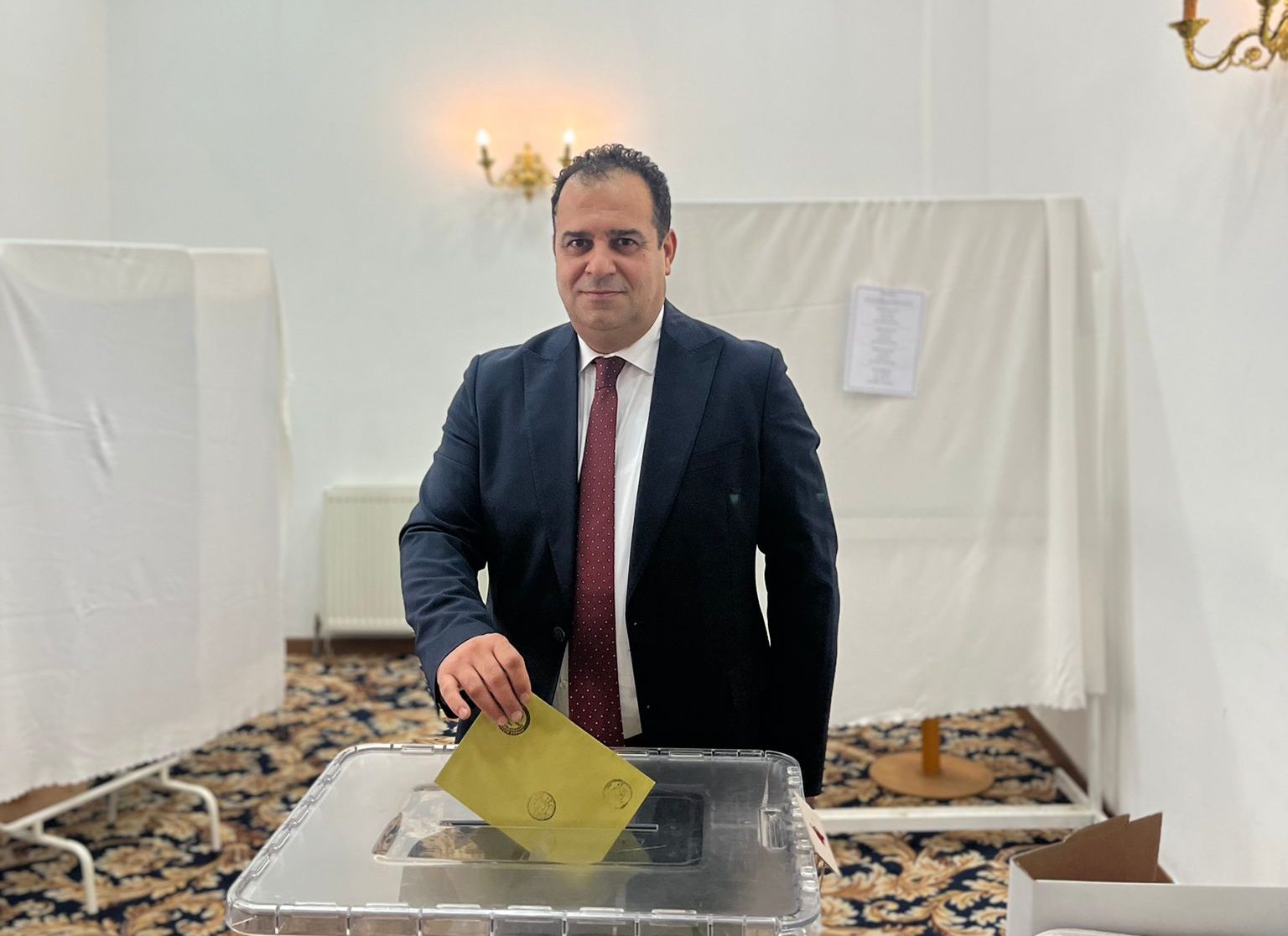 Yozgat Barosu Başkanlığı seçiminde Av. Muhsin Ayanoğlu güven tazeledi.
