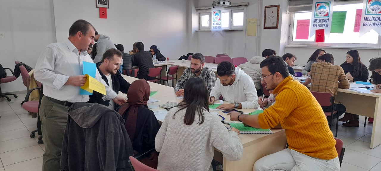 Kayseri - Melikgazi Belediyesi'nin öncülüğünde üniversite öğrencilerine yönelik düzenlenen proje