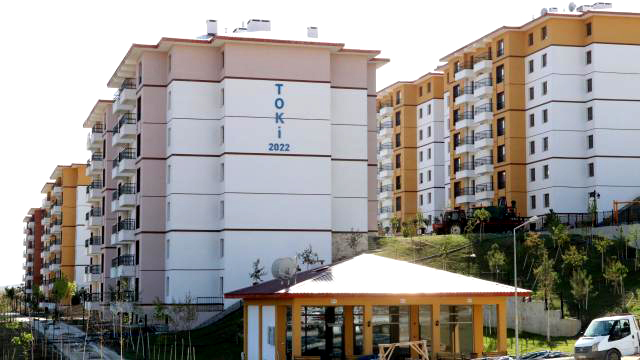 Mutafoğlu Mahallesi 2. Mıntıka projesinde inşaatı tamamlanan ve uzun bir