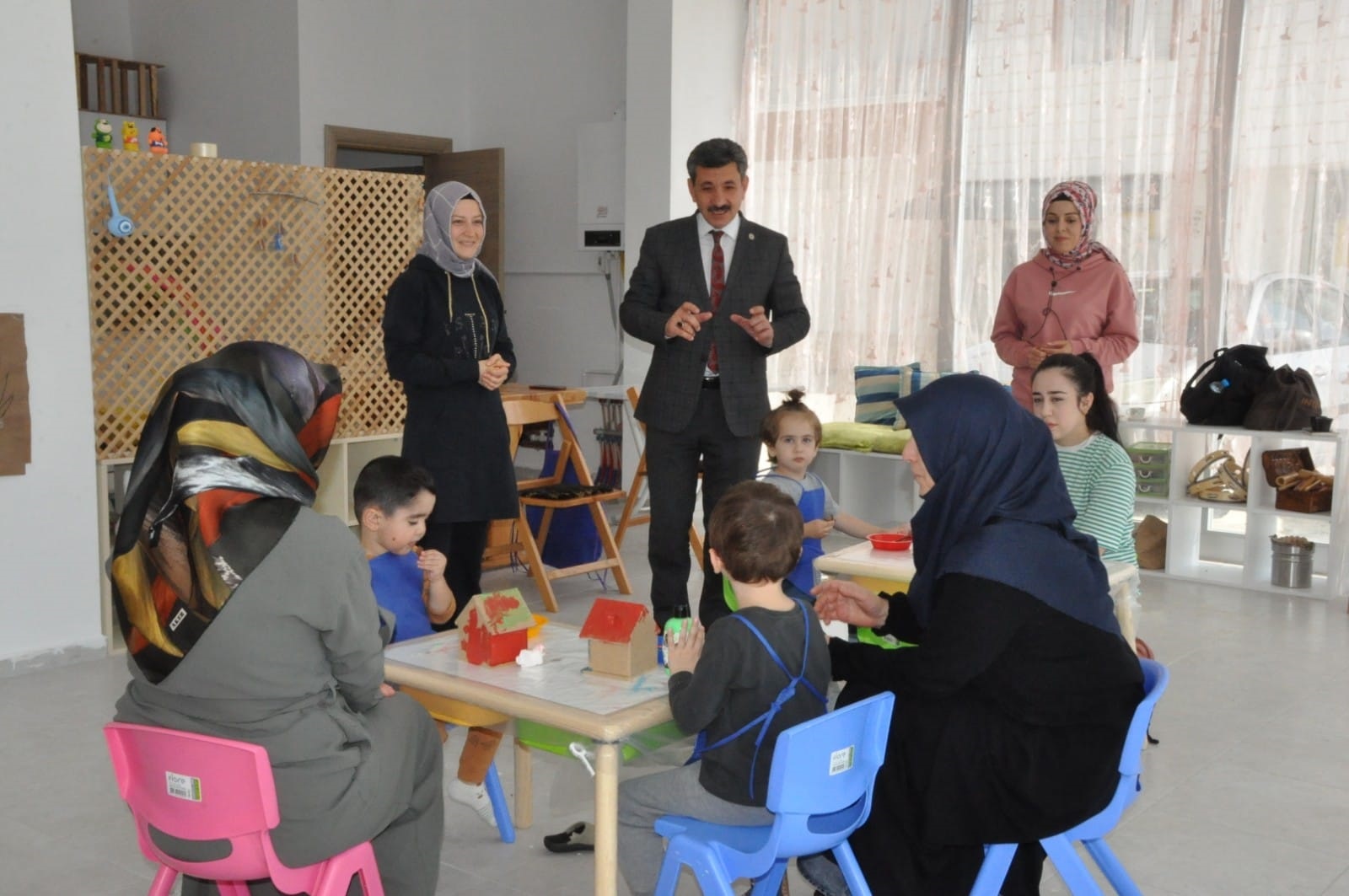 Yerköy Belediye Başkanı Ferhat Yılmaz, ilçede yeni hizmete açılan, Mutlu