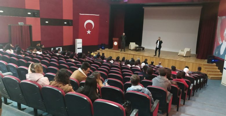 Yerköy Adalet Meslek Yüksekokulu öğrencilerine yönelik Siber Suçlarla Mücadele Şube