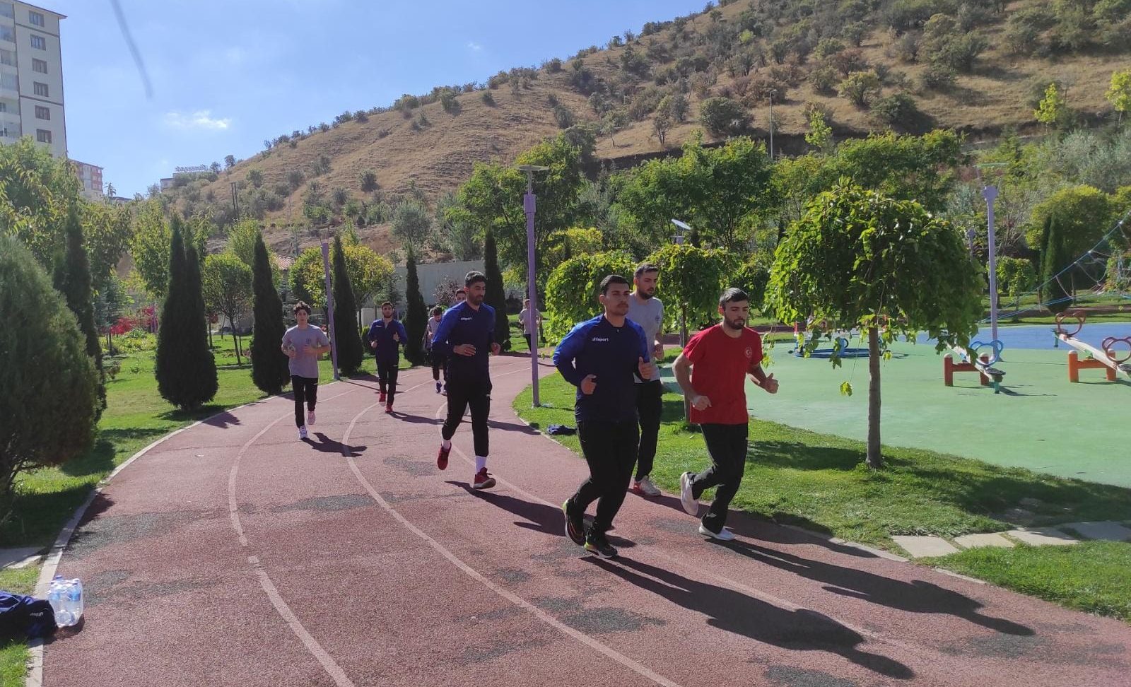 Hentbol Erkekler Birinci Ligi A Grubunda zirve mücadelesi veren Yozgat