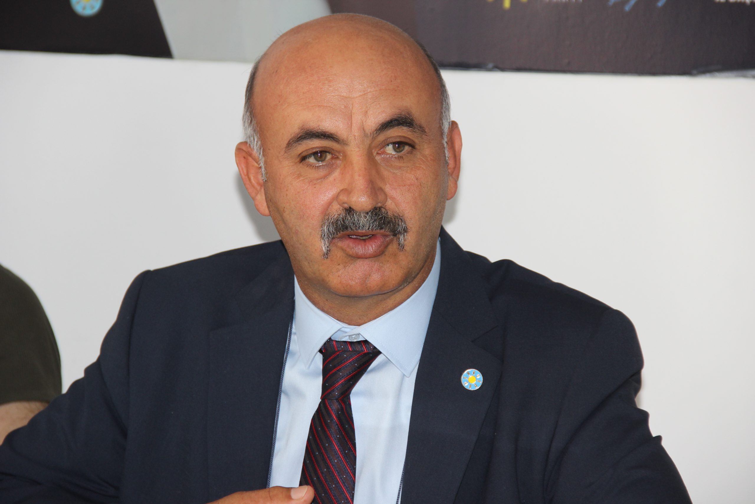 İYİ Parti İl Başkanı Bünyami Katipoğlu, 24 Kasım Öğretmenler Günü'nü