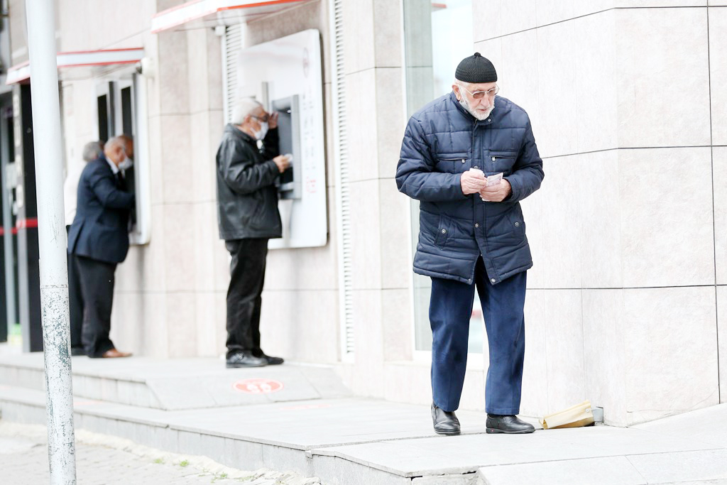 Aile ve Sosyal Hizmetler Bakanı Derya Yanık, Kasım ayı içerisinde