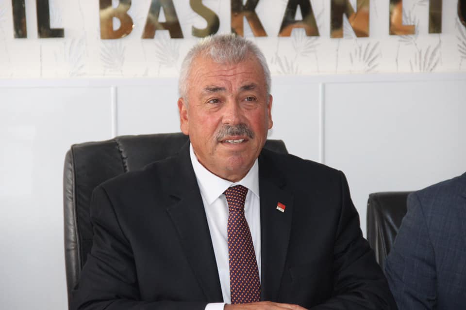 Cumhuriyet Halk Partisi (CHP) Yozgat İl Başkanı Abdullah Yaşar, Cumhurbaşkanı