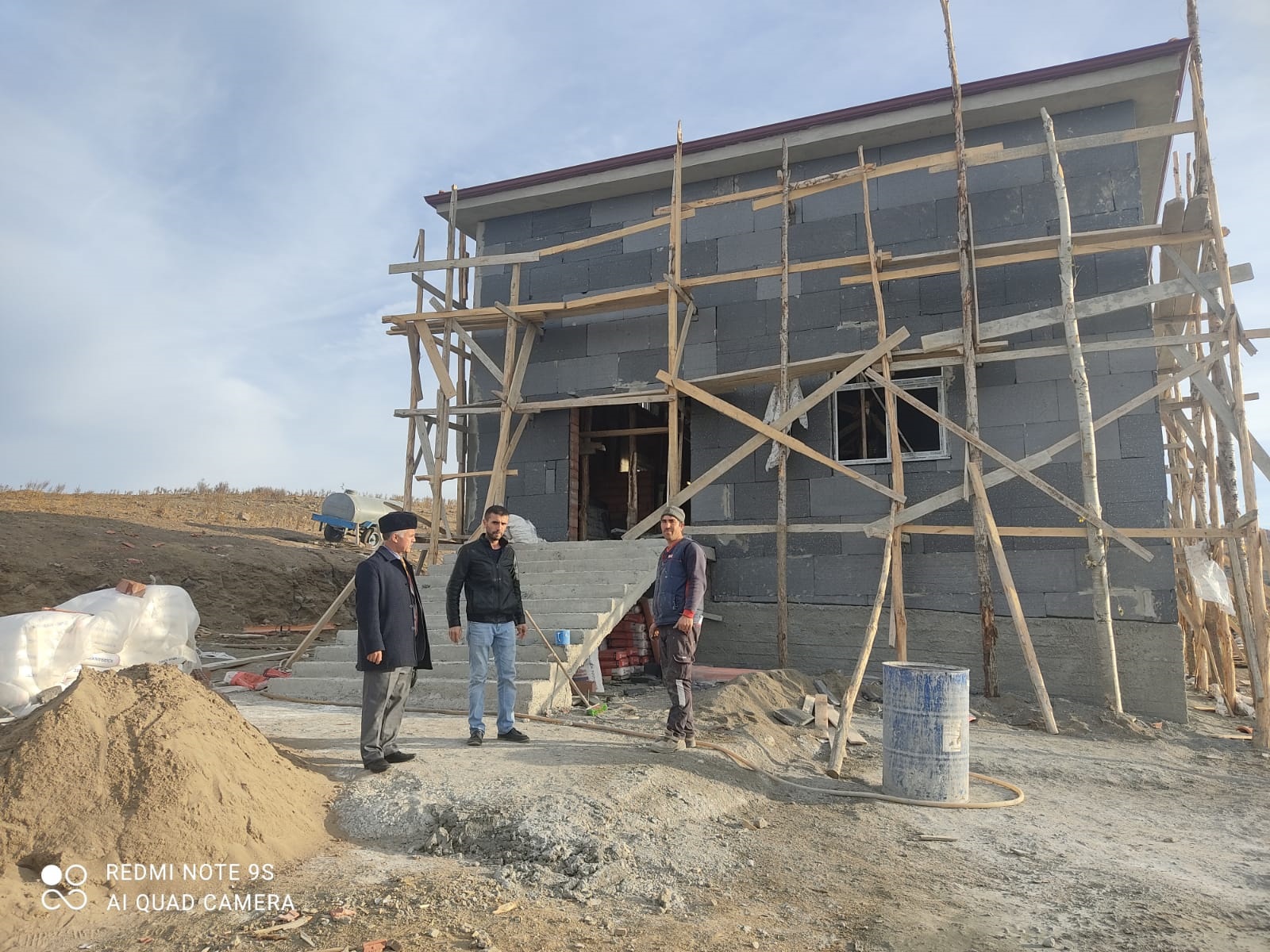 Çekerek Süreyyabey barajının yapılmasıyla su altında kalan Sarıkaya Köyü’nün tüzel