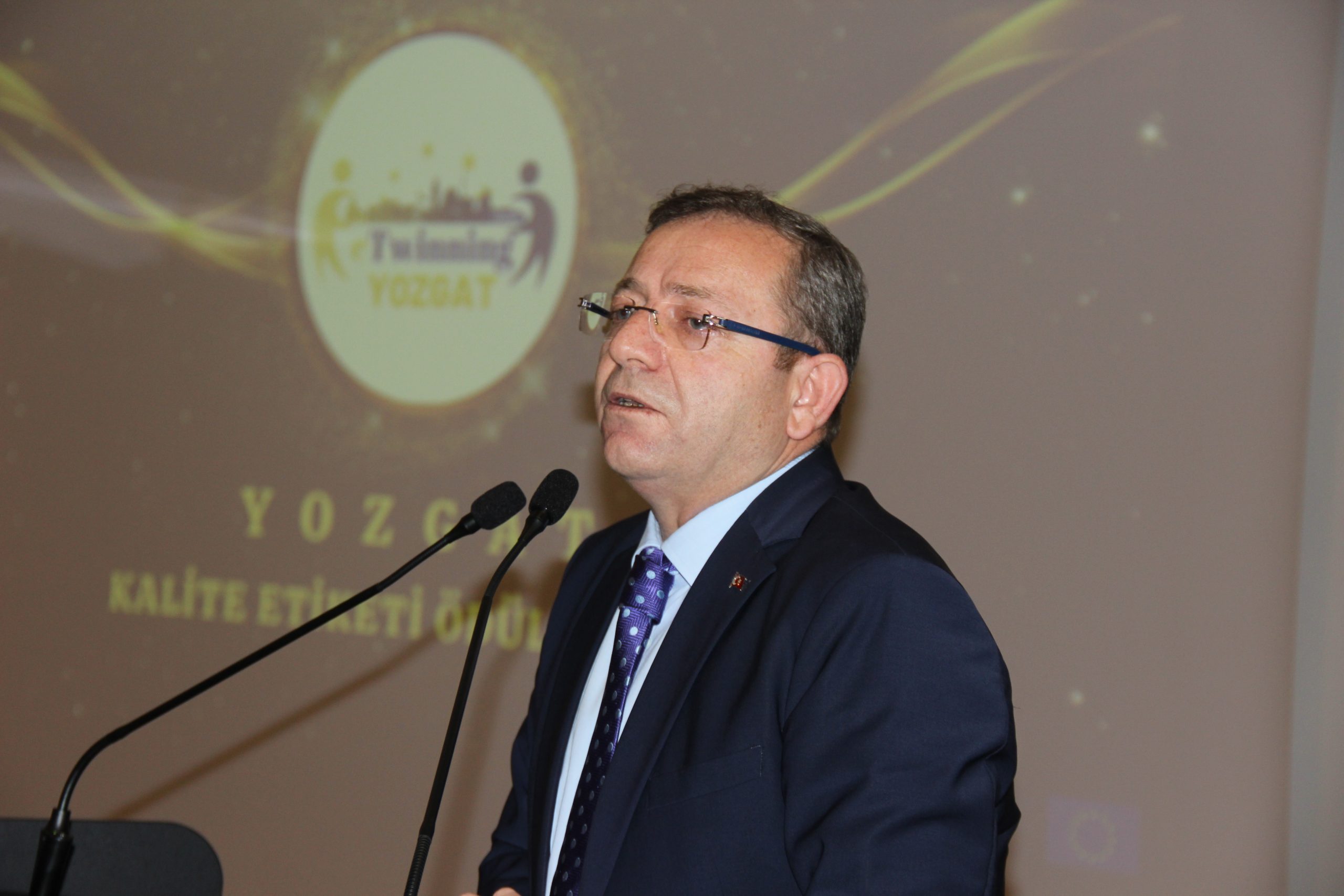 Yozgat Valisi Ziya Polat, eğitimi aylarca ve yıllarca konuşmanın değil