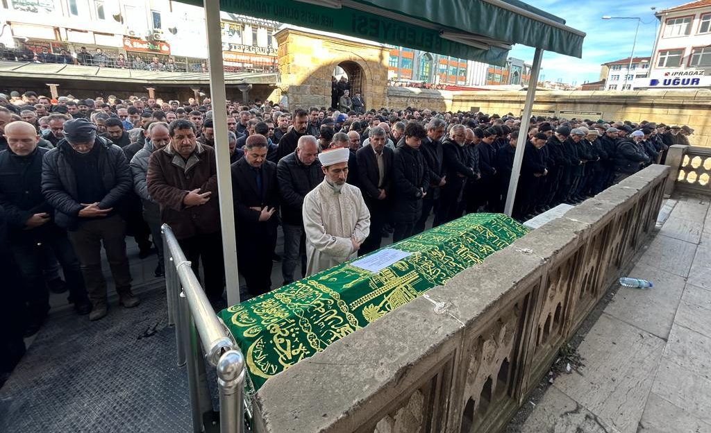 Yozgat Gençlik ve Spor Müdürlüğü Yurt Hizmetleri Müdürü Hasan Ayan,