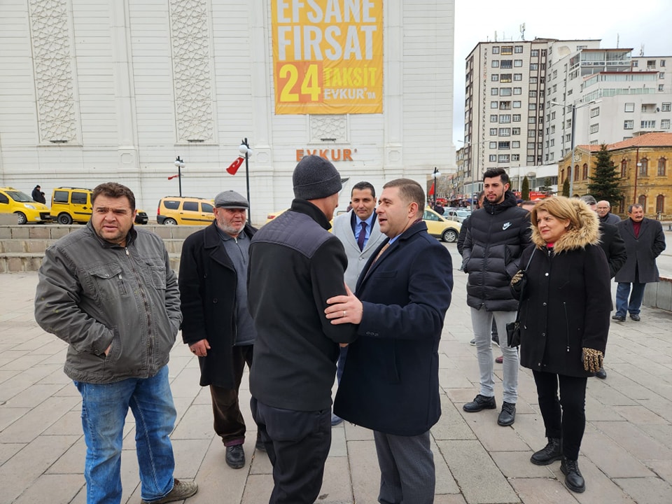 MHP Yozgat Milletvekili Ethem Sedef, partilileri ile birlikte Yozgat’ın ilçelerini