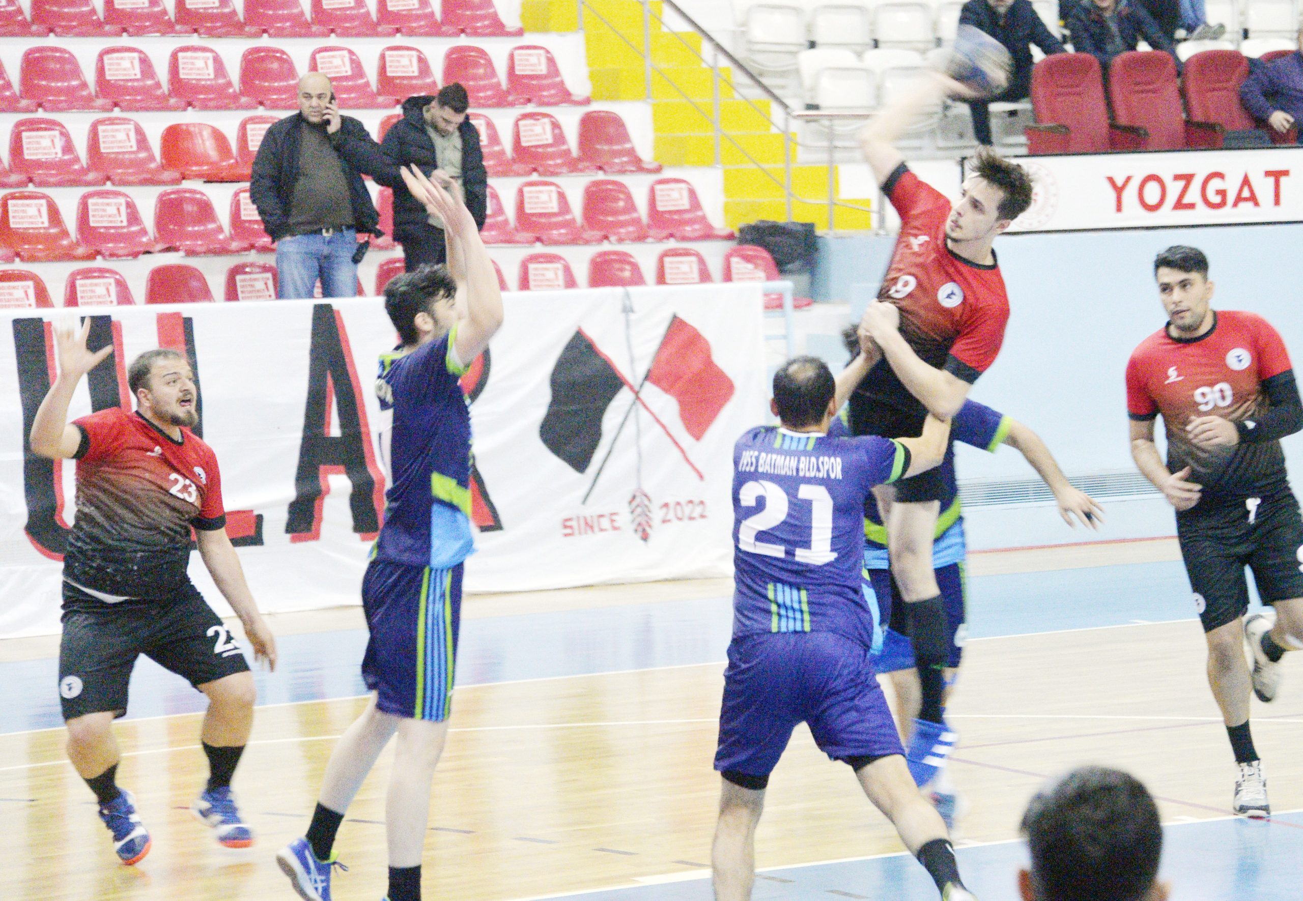 Hentbol Erkekler Birinci Ligi A Grubunda mücadele eden Yozgat Belediyesi