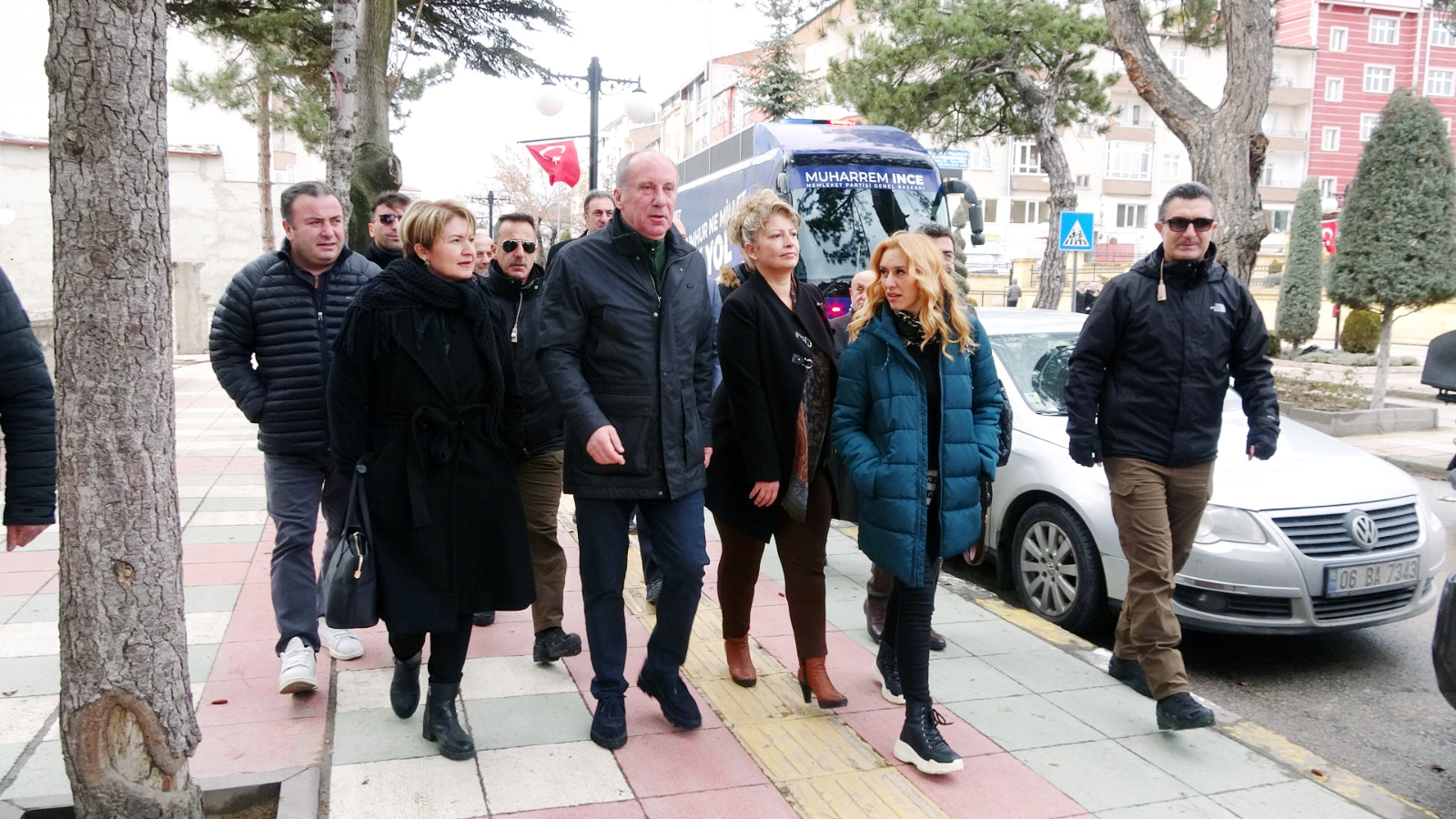 Daha önce Yeniden Refah Partisi Genel Başkanı Fatih Erbakan ve