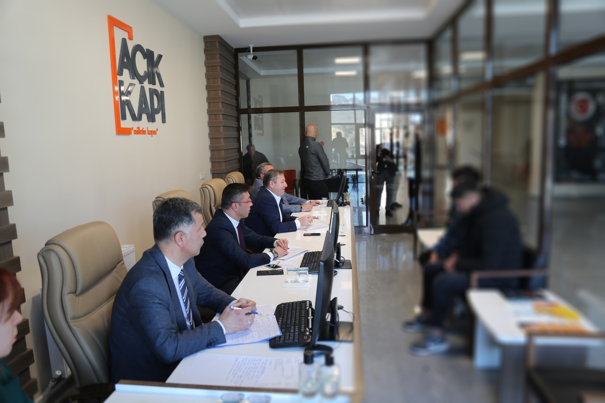 Yozgat Valisi Ziya Polat, düzenli olarak gerçekleştirdiği “Açık Kapı” halk