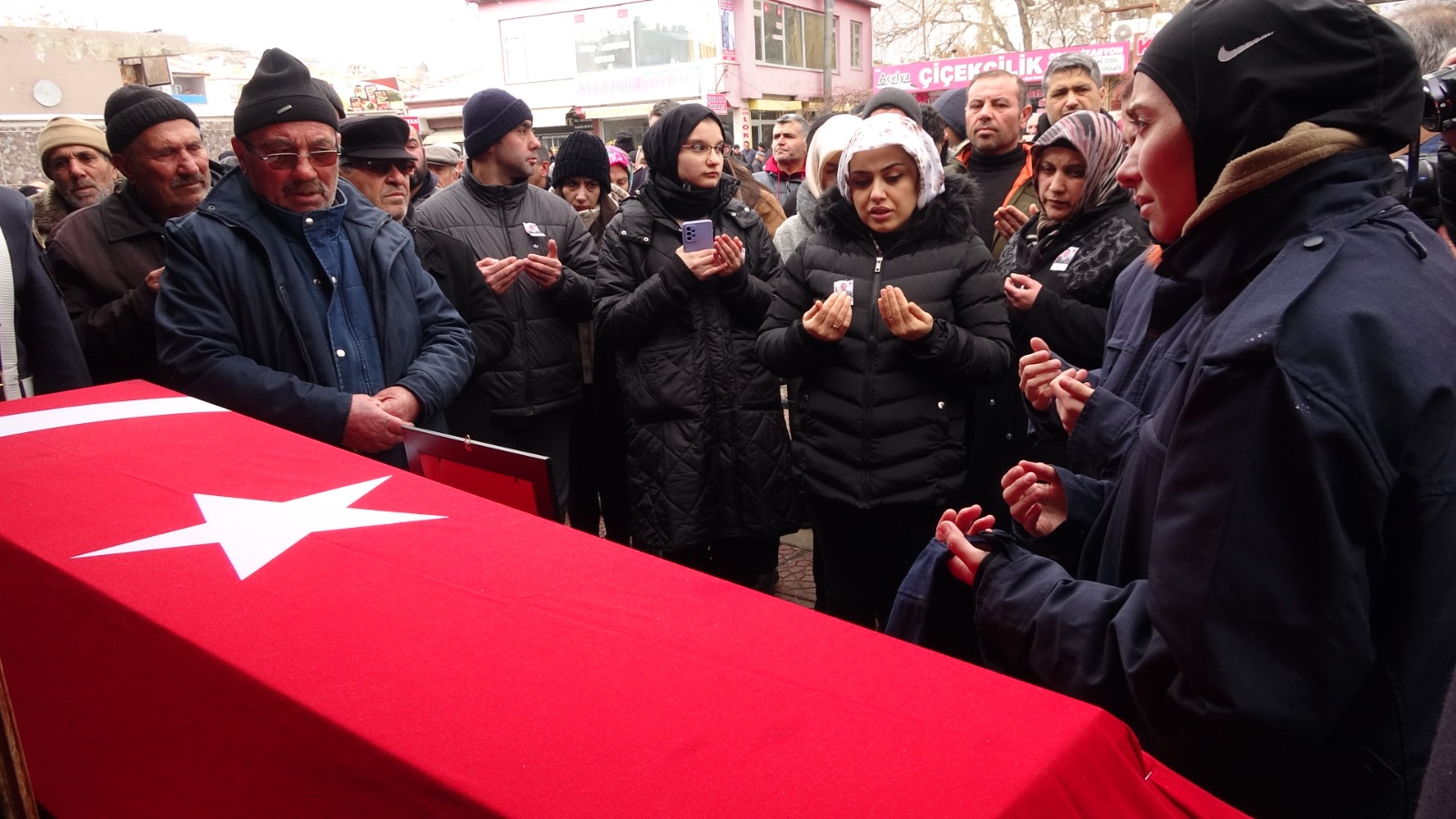 Merkez üstü Kahramanmaraş olan ve 10 ilin etkilendiği deprem felaketinde