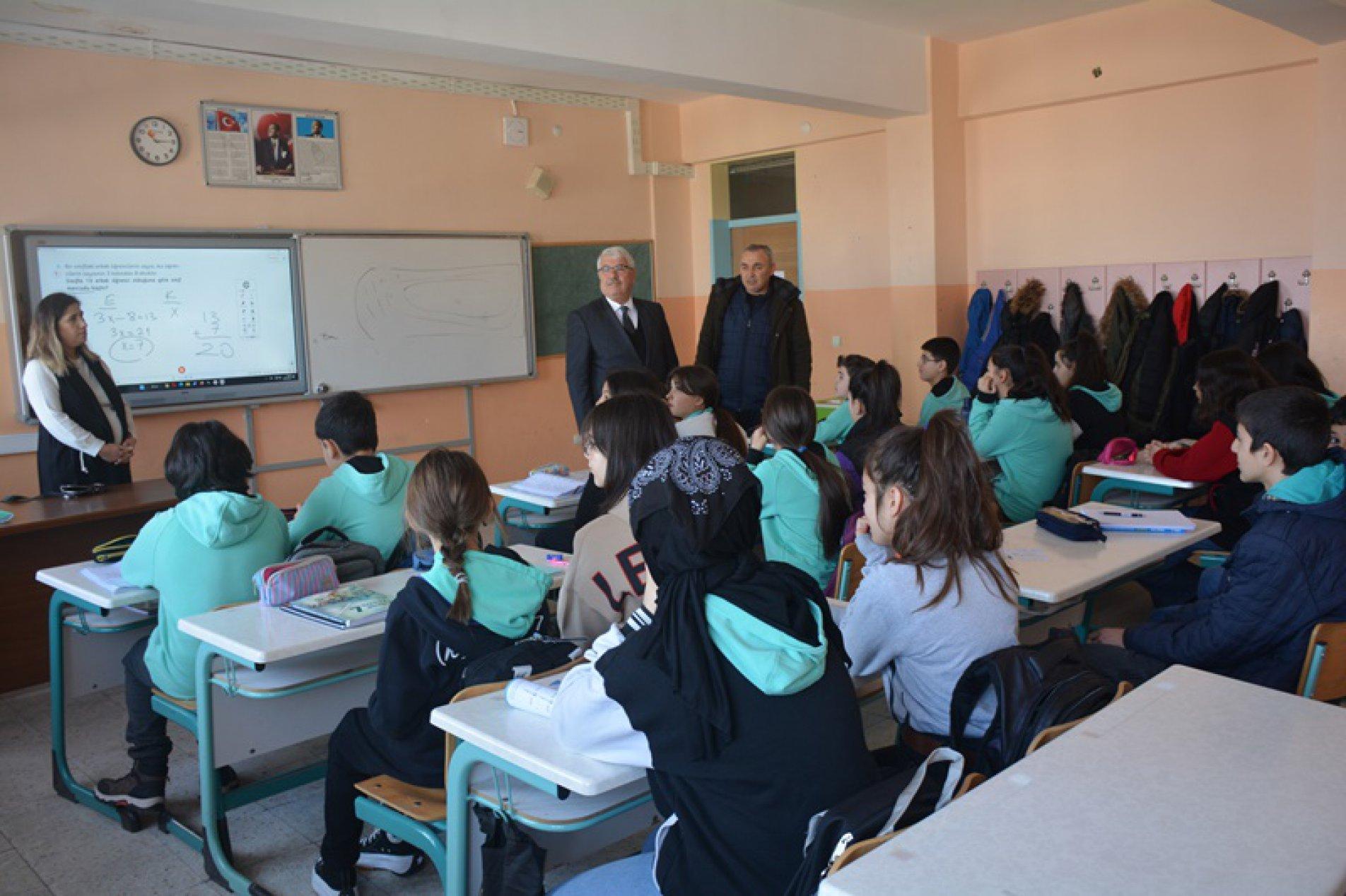 Büyük deprem felaketinin ardından Yozgat’a gelen ailelerin çocuklarından 1124 öğrencinin