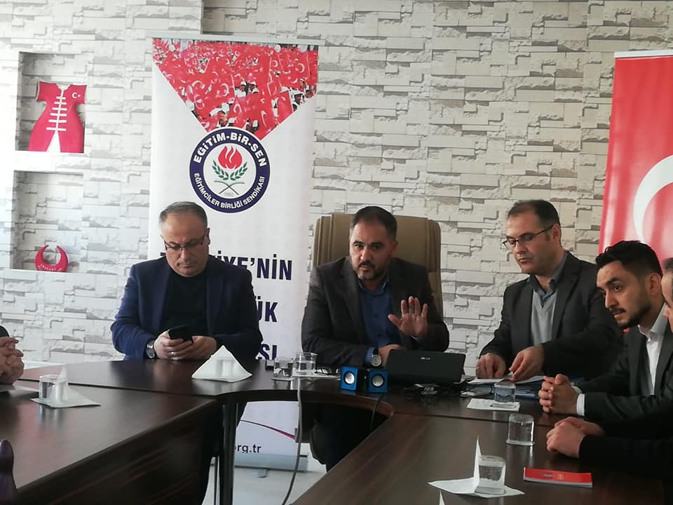 Memur Sen ve Eğitim Bir Sen Yozgat Şube Başkanı Kenan