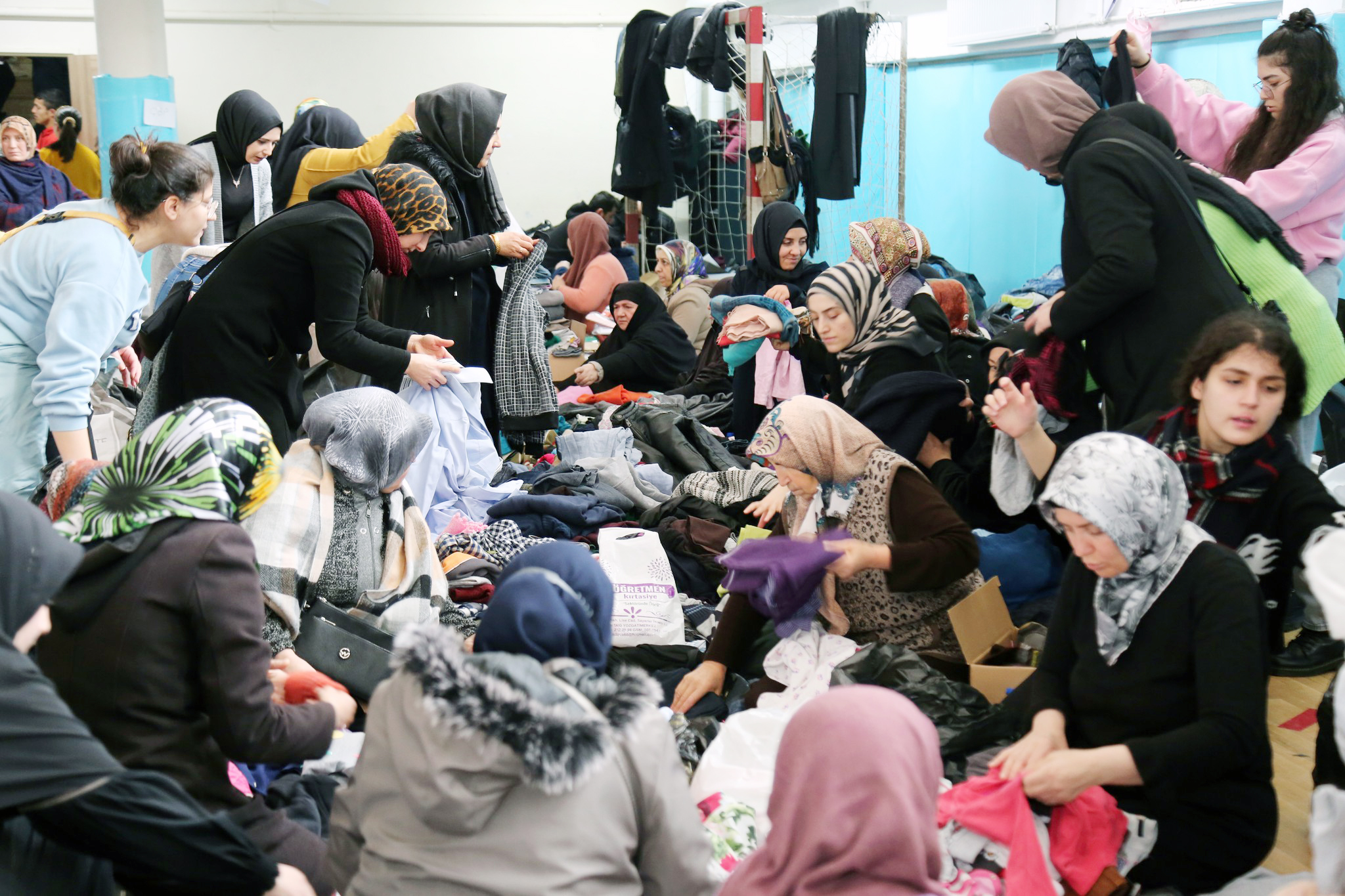 Türkiye’de son yüz yılın en büyük deprem felaketi olarak nitelendirilen