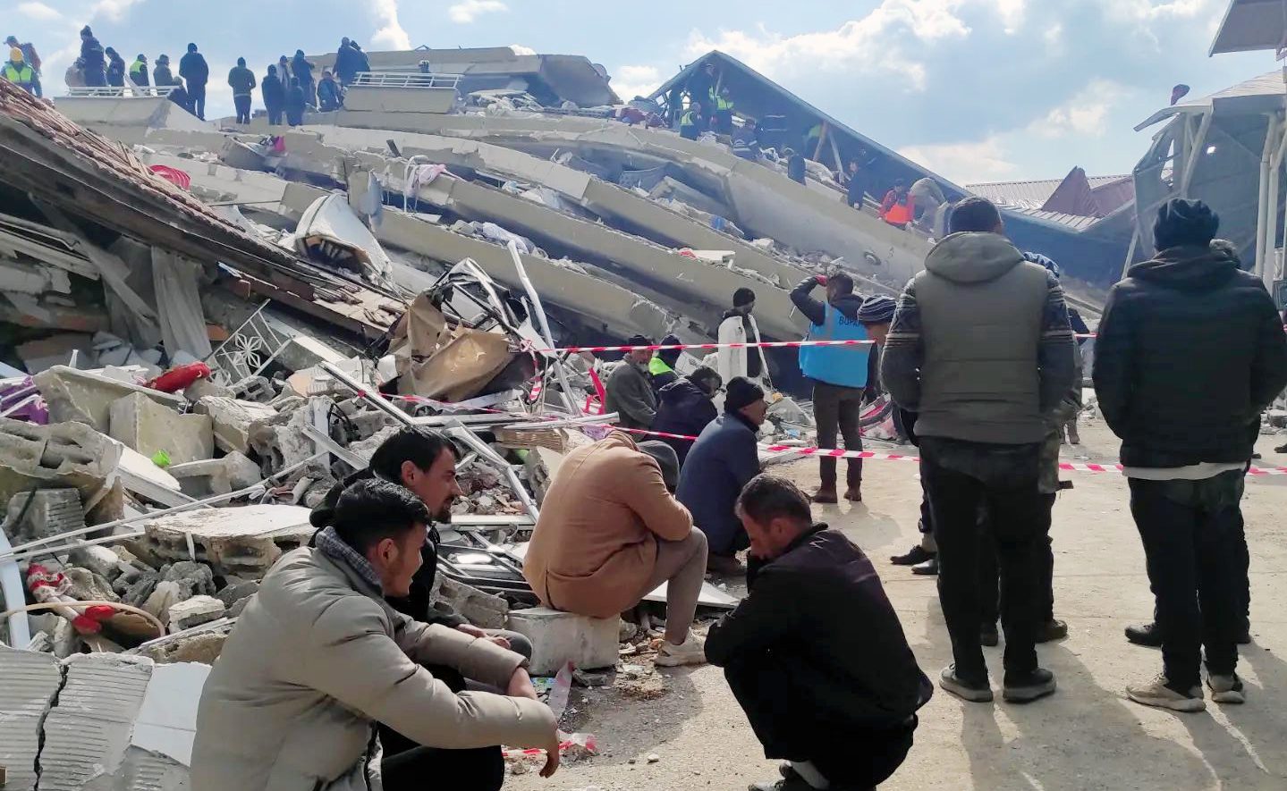 Kahramanmaraş merkezli 10 ilimizi etkileyen deprem felaketi sonrasında Milli Eğitim