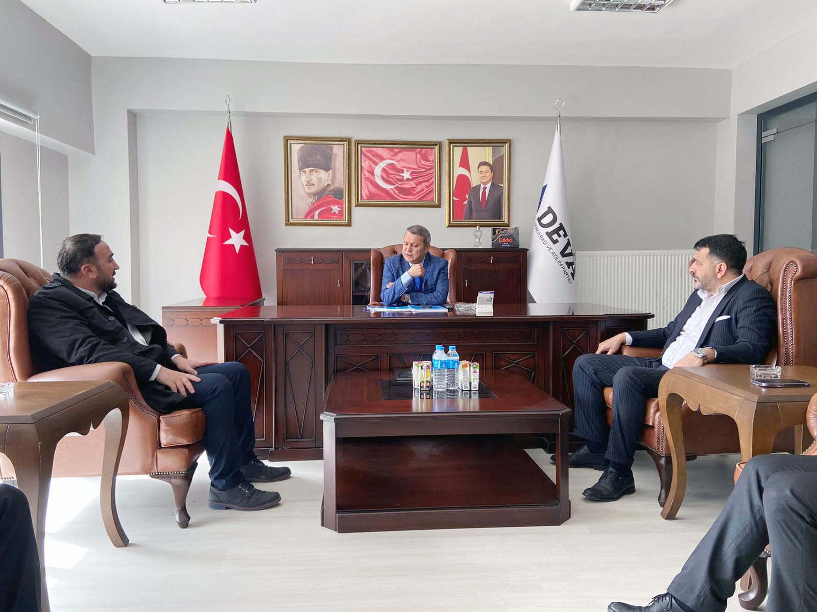 Bozok Esnaf ve Sanatkarlar Kredi ve Kefalet Kooperatifi Başkanı Şenol