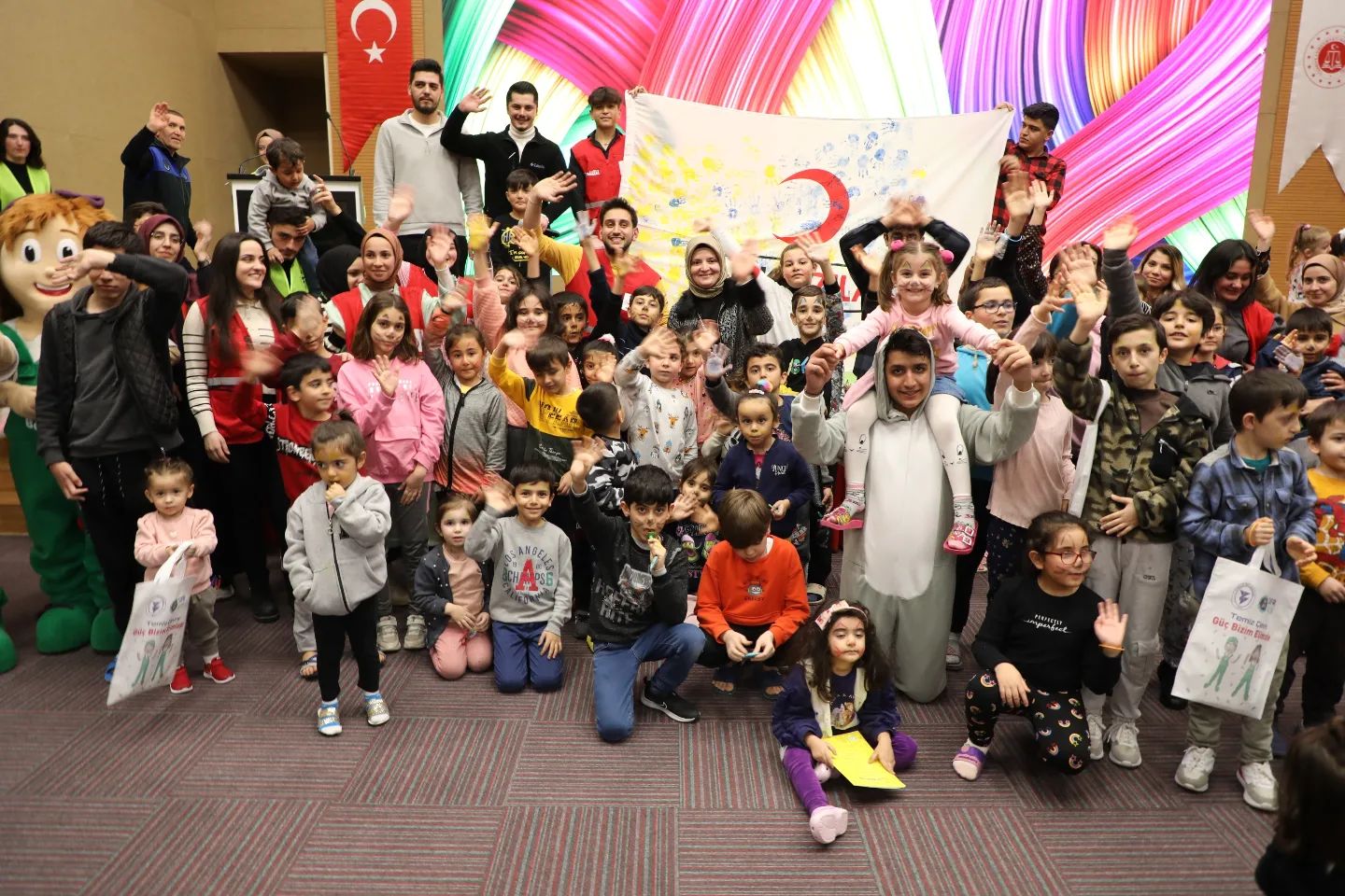 Yozgat Belediye Başkanı Celal Köse, deprem bölgesinden Yozgat’a gelen misafir