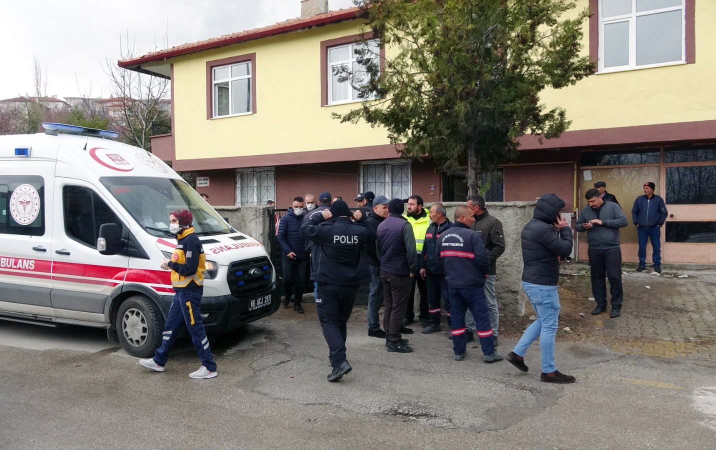 Önceki gün boşanma aşamasındaki eşi tarafından bıçaklanarak öldürülen Rabia T.’nin