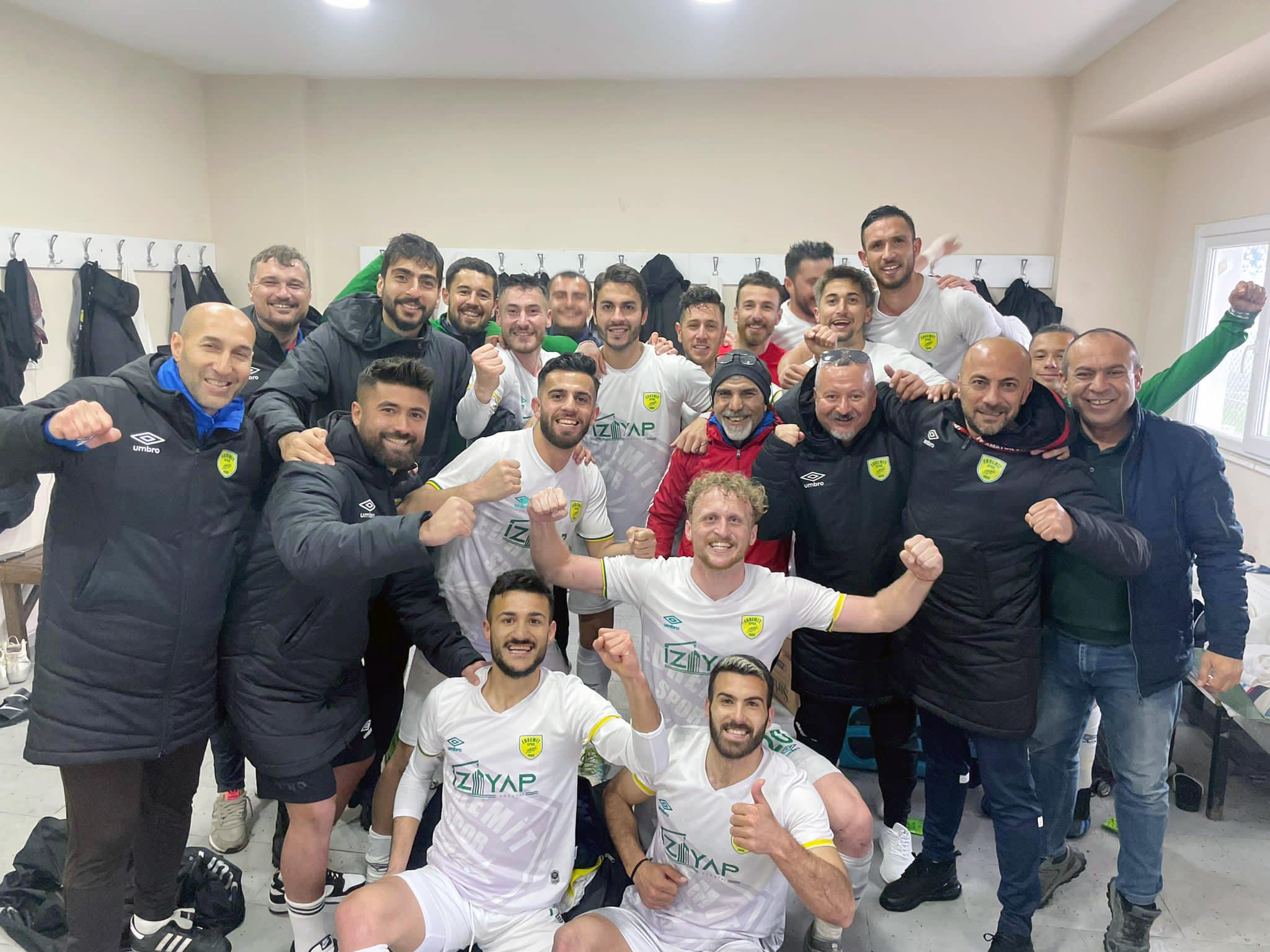 Bölgesel Amatör Ligi 12’inci grupta mücadele eden Edremitspor ile üst