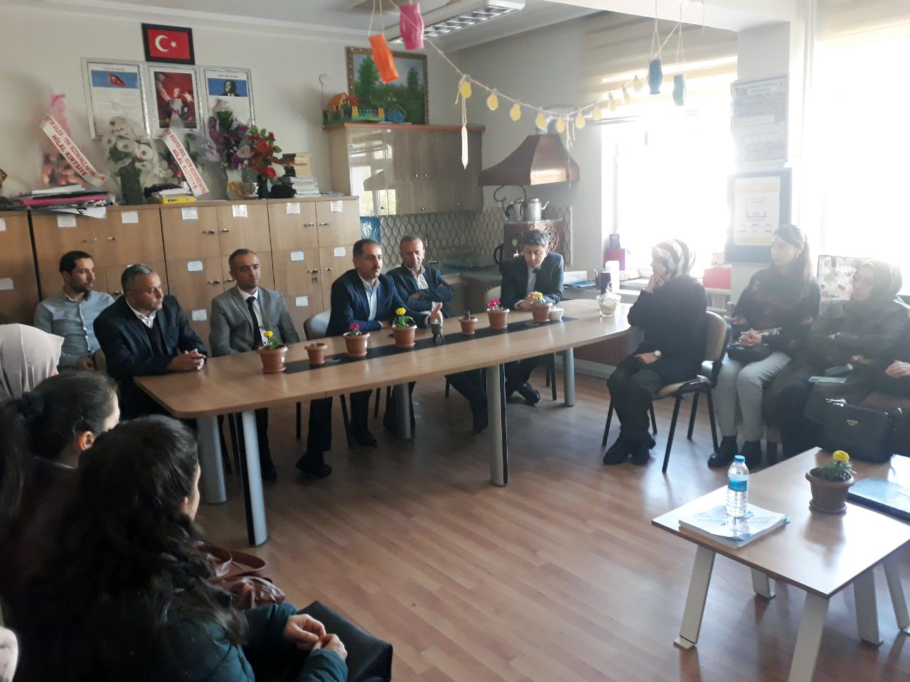 Çekerek İlçe Milli Eğitim Müdürü Zeki Akkan, Atatürk Ortaokulu’nu ziyaret